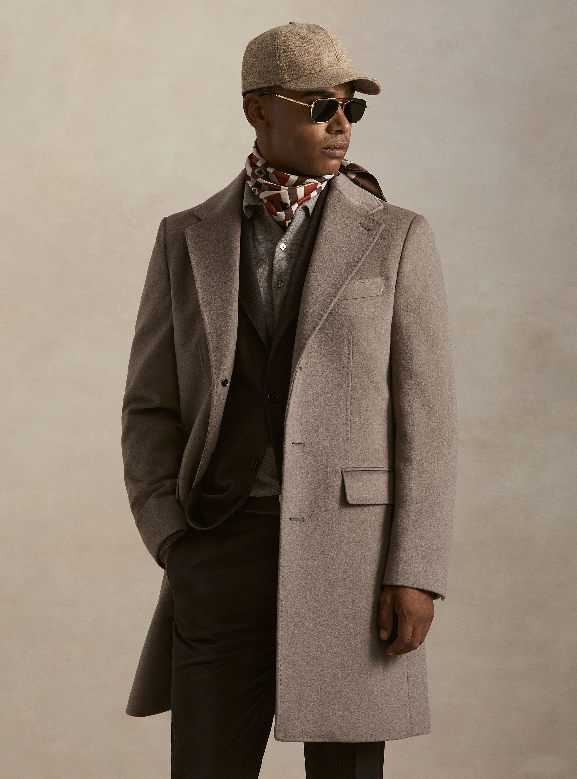 Single-breasted wool and cashmere coat