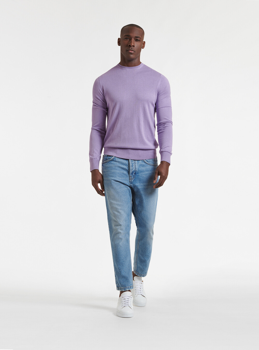 Viola Maglietta Lilla Jeans Maglioncino Lilla Jeans Outfit Maglia