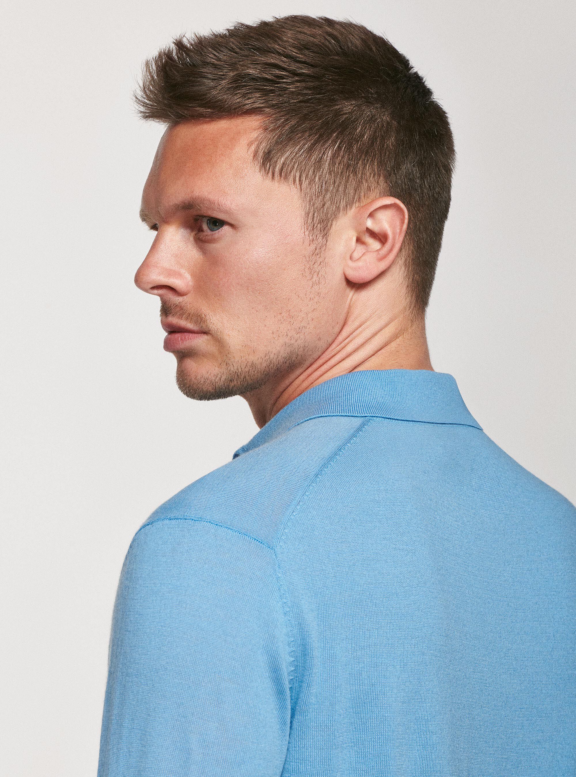 Polo de pura lana merina, CELESTE