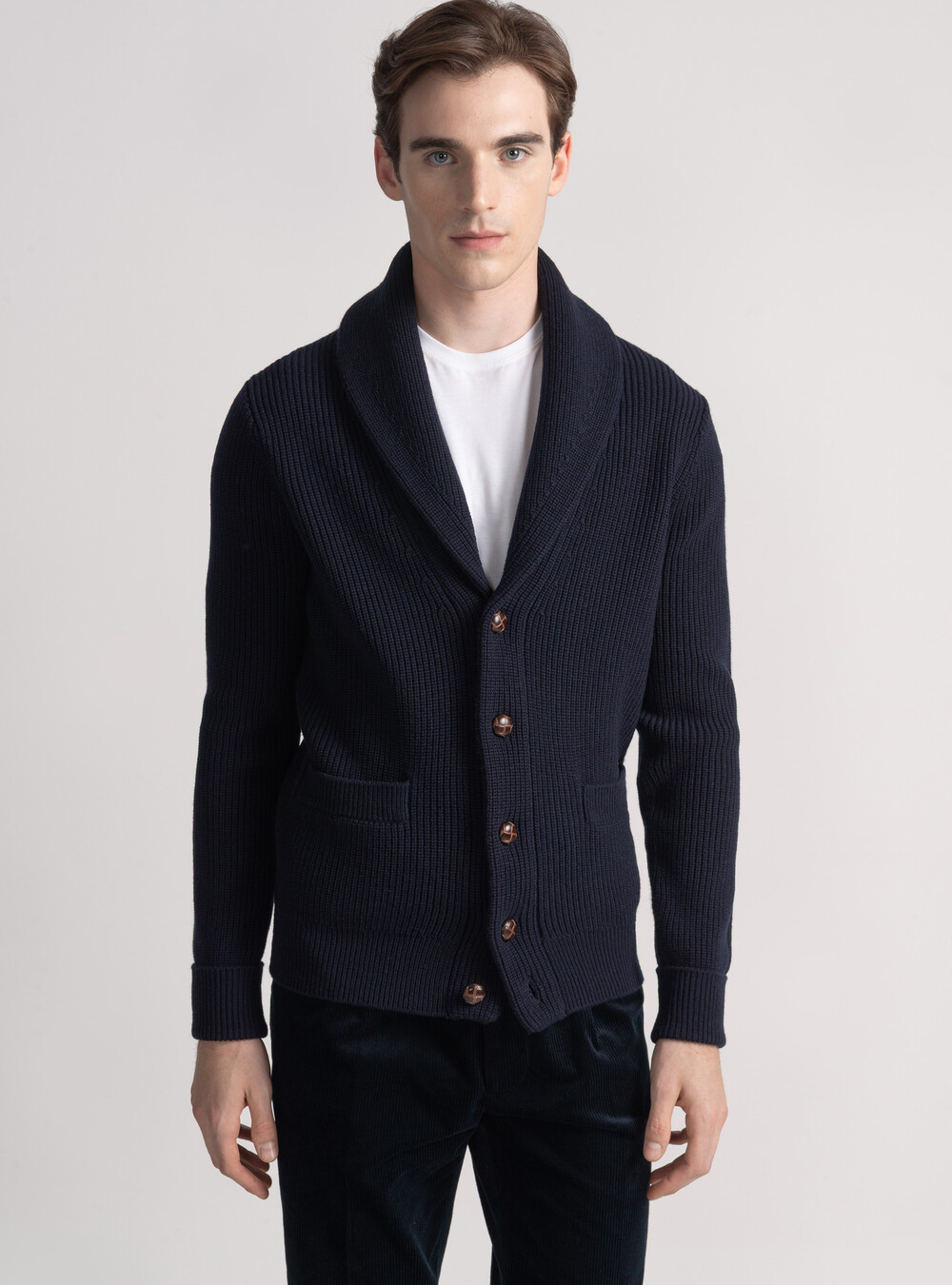 Cardigan in maglia sciallata in lana merino, BLU NAVY Cardigan in maglia sciallata in lana merino