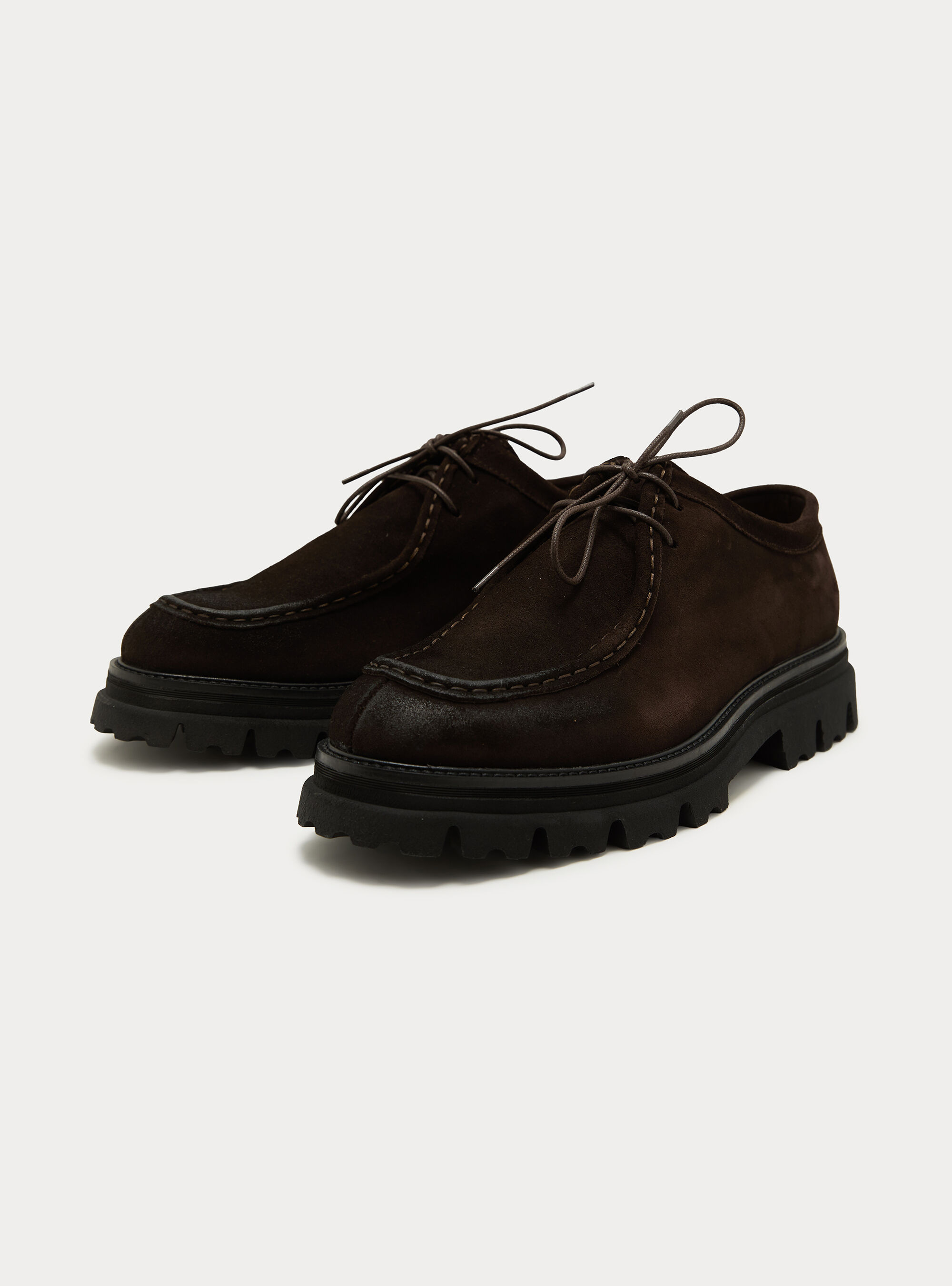 Paraboot in suede stringata