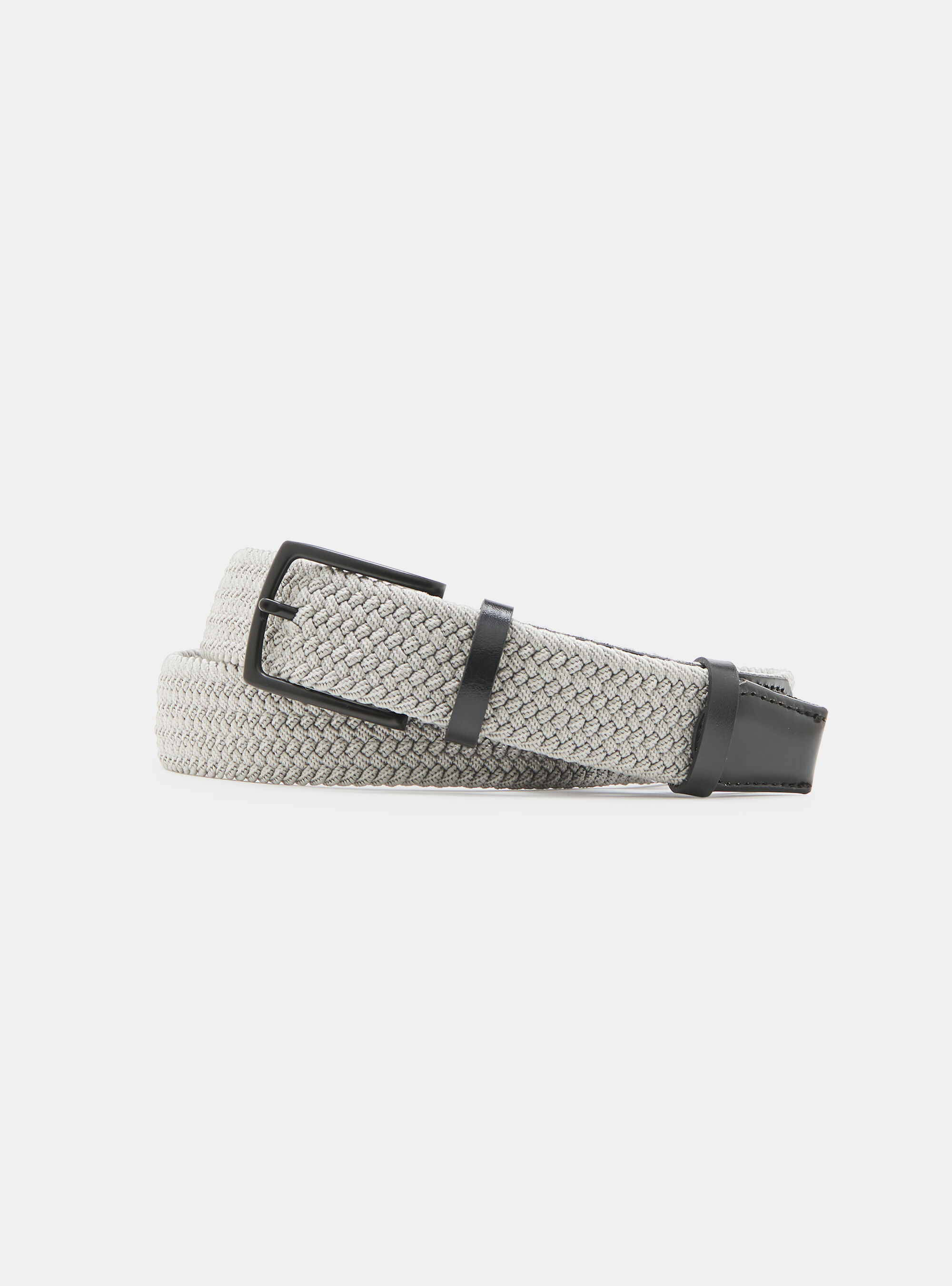 Elastic braided belt