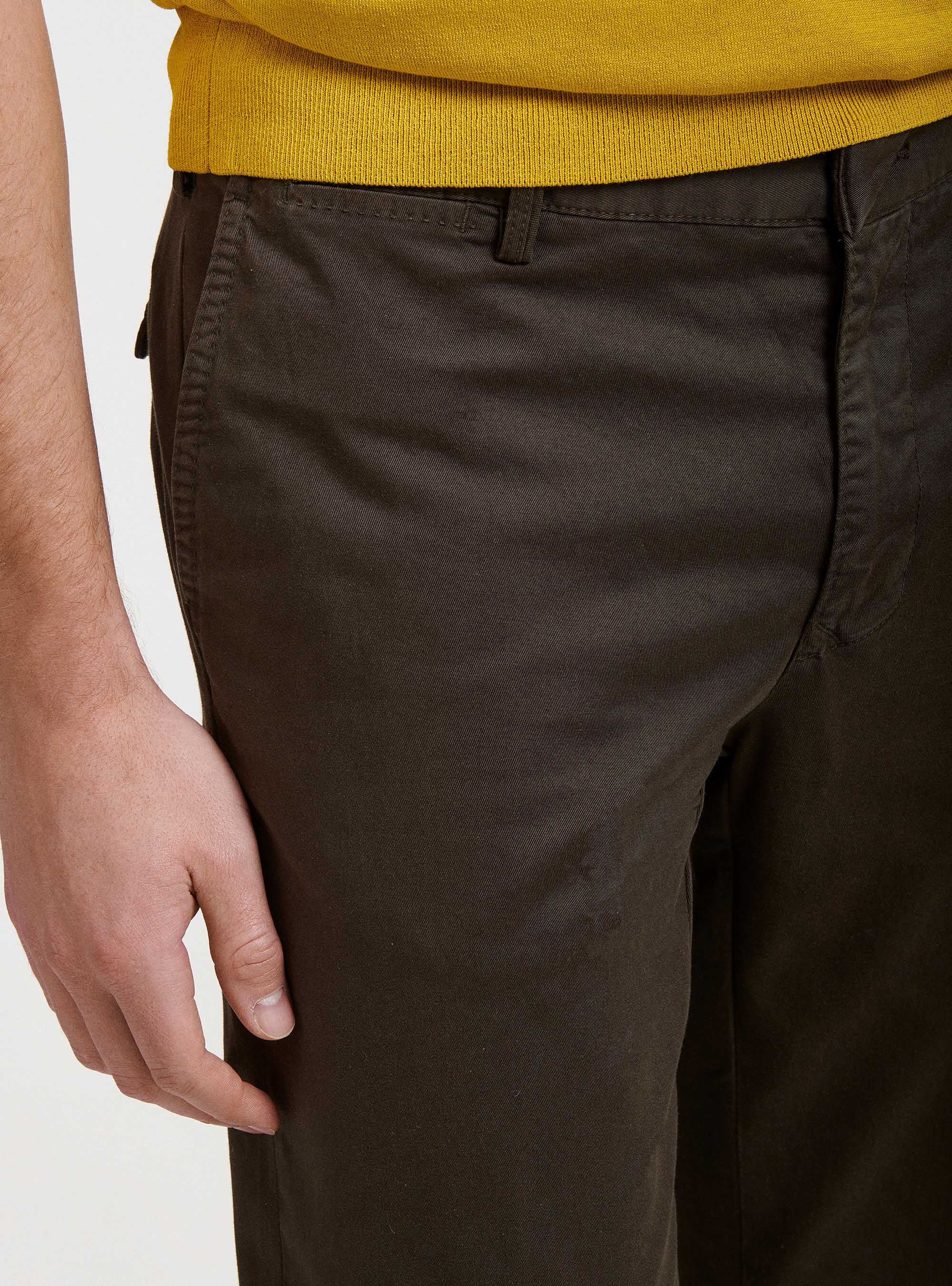注目ブランド Garment-dyed stretch twill chino trousers | Gutteridge パンツ