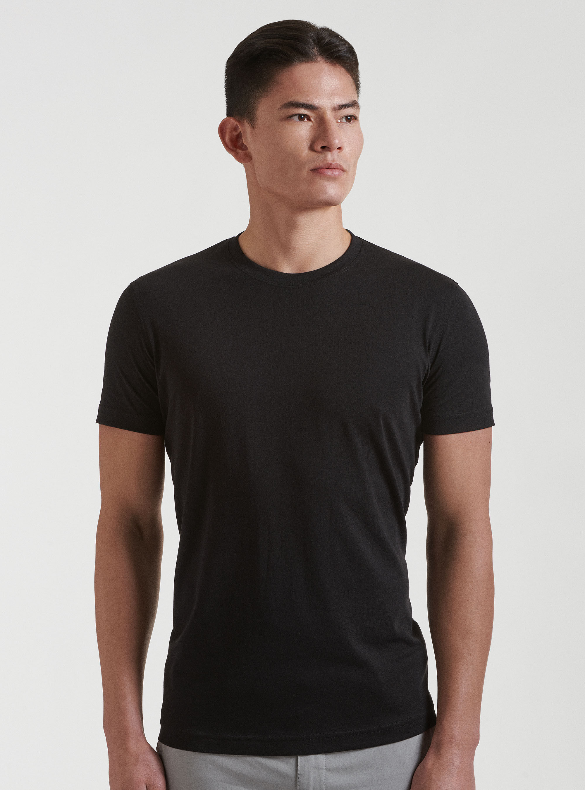 T shirt col 2025 ras du cou homme