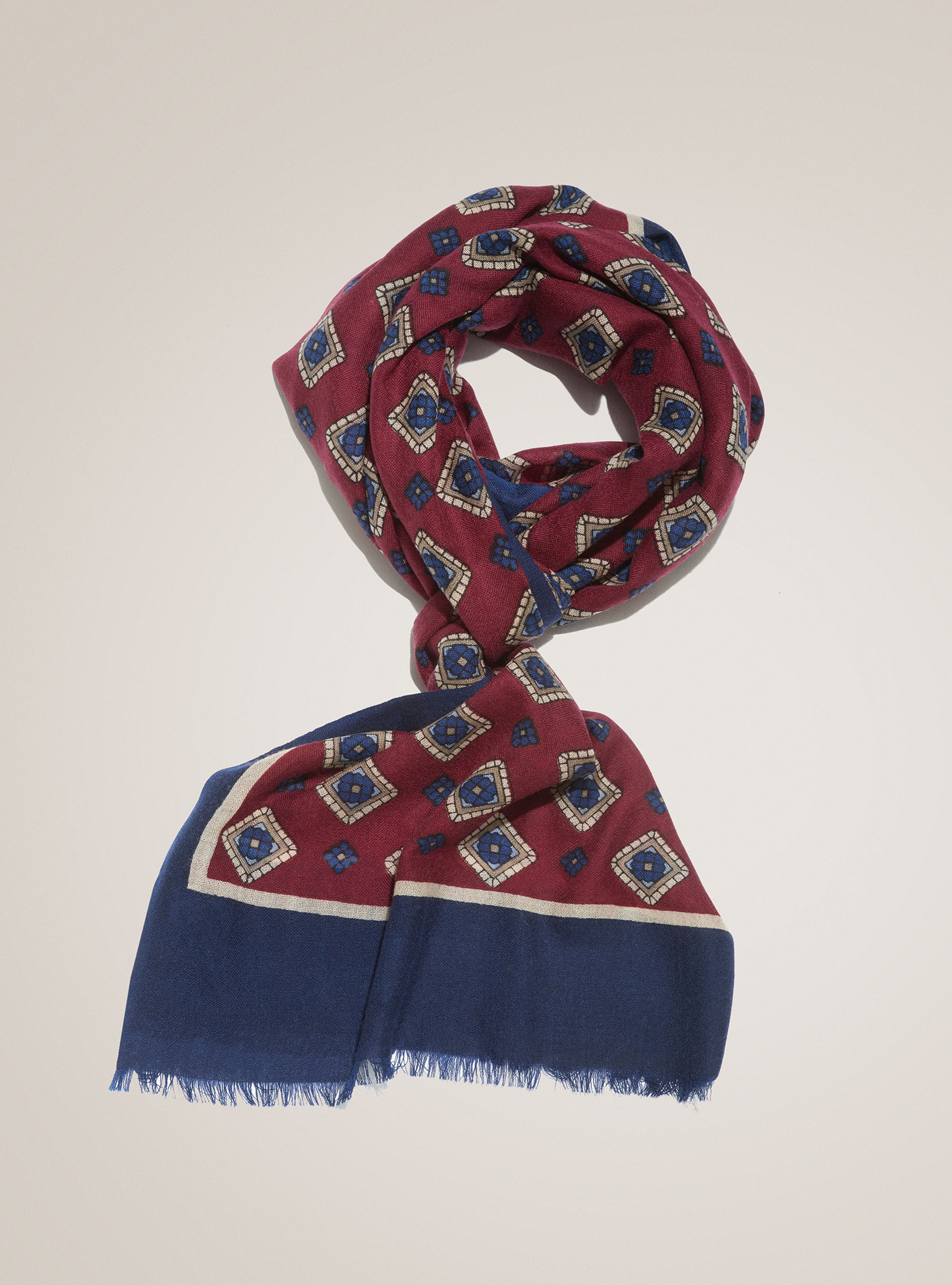100% wool scarf with pattern Gutteridge de hombre de color Azul Hombre Accesorios de Bufandas y pañuelos de 