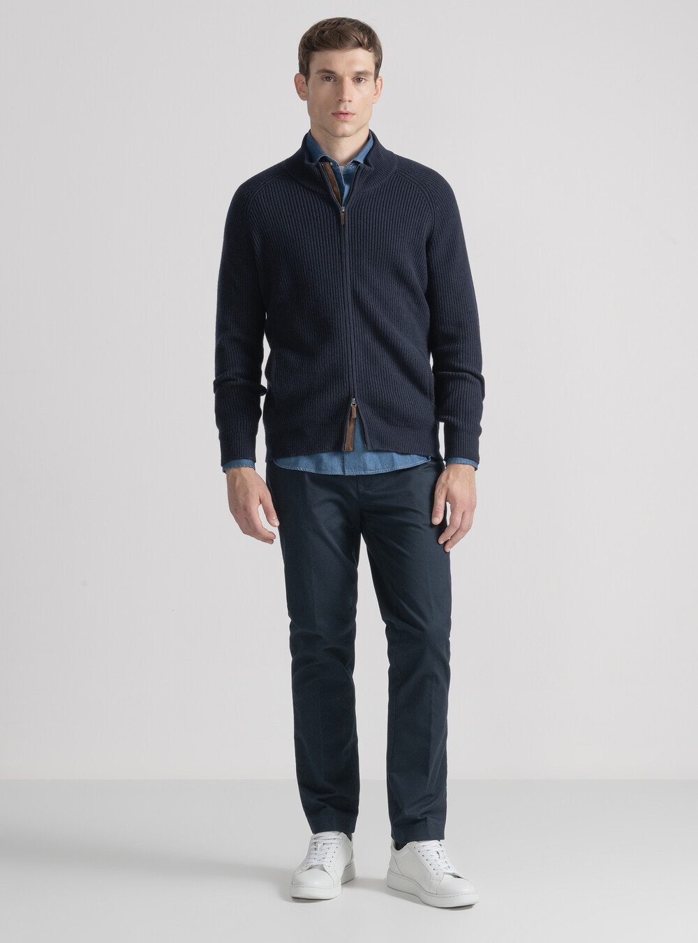 Cardigan con zip in maglia raglan in lana merino, BLU NAVY Cardigan con zip in maglia raglan in lana merino