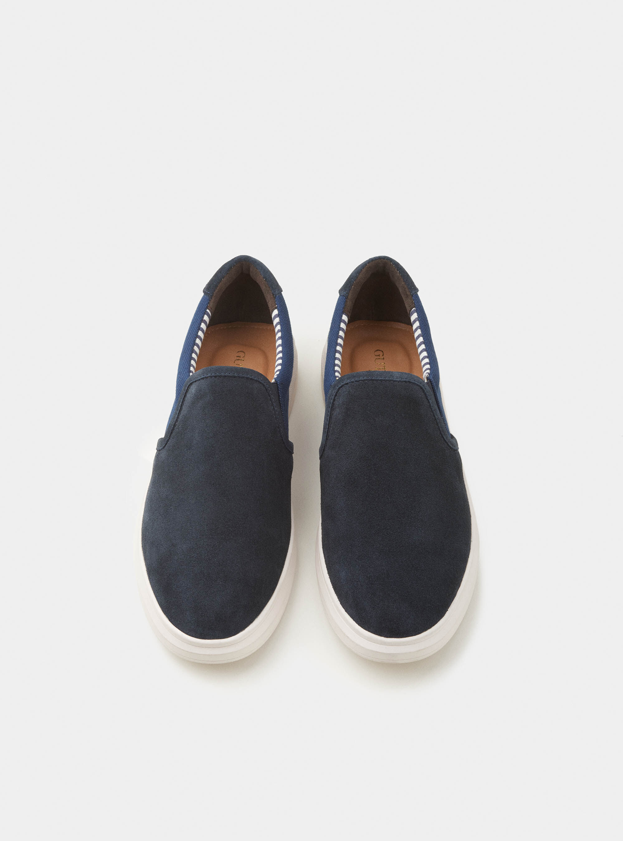 slip on blu