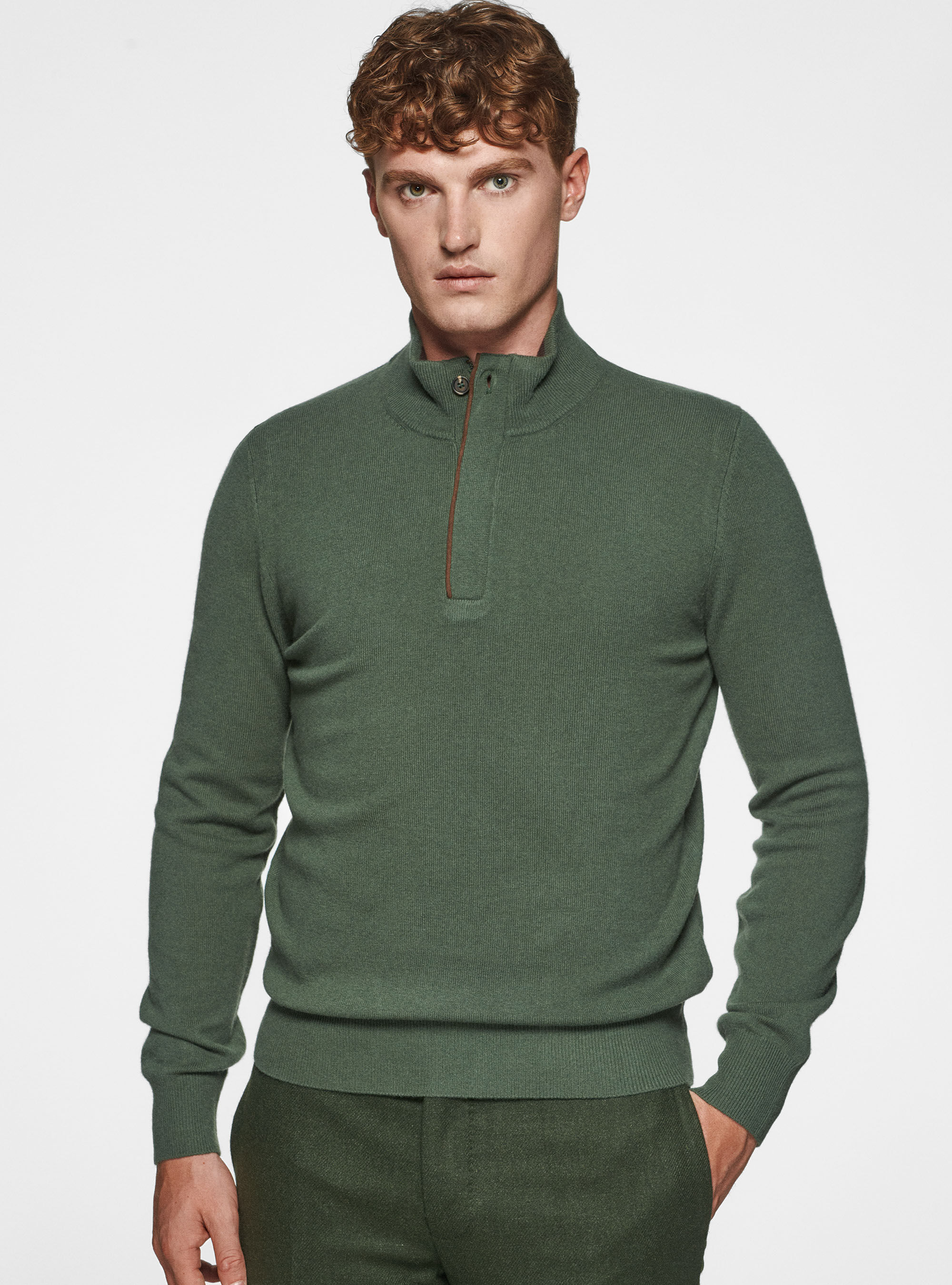 Lambswool and cashmere half zip sweater