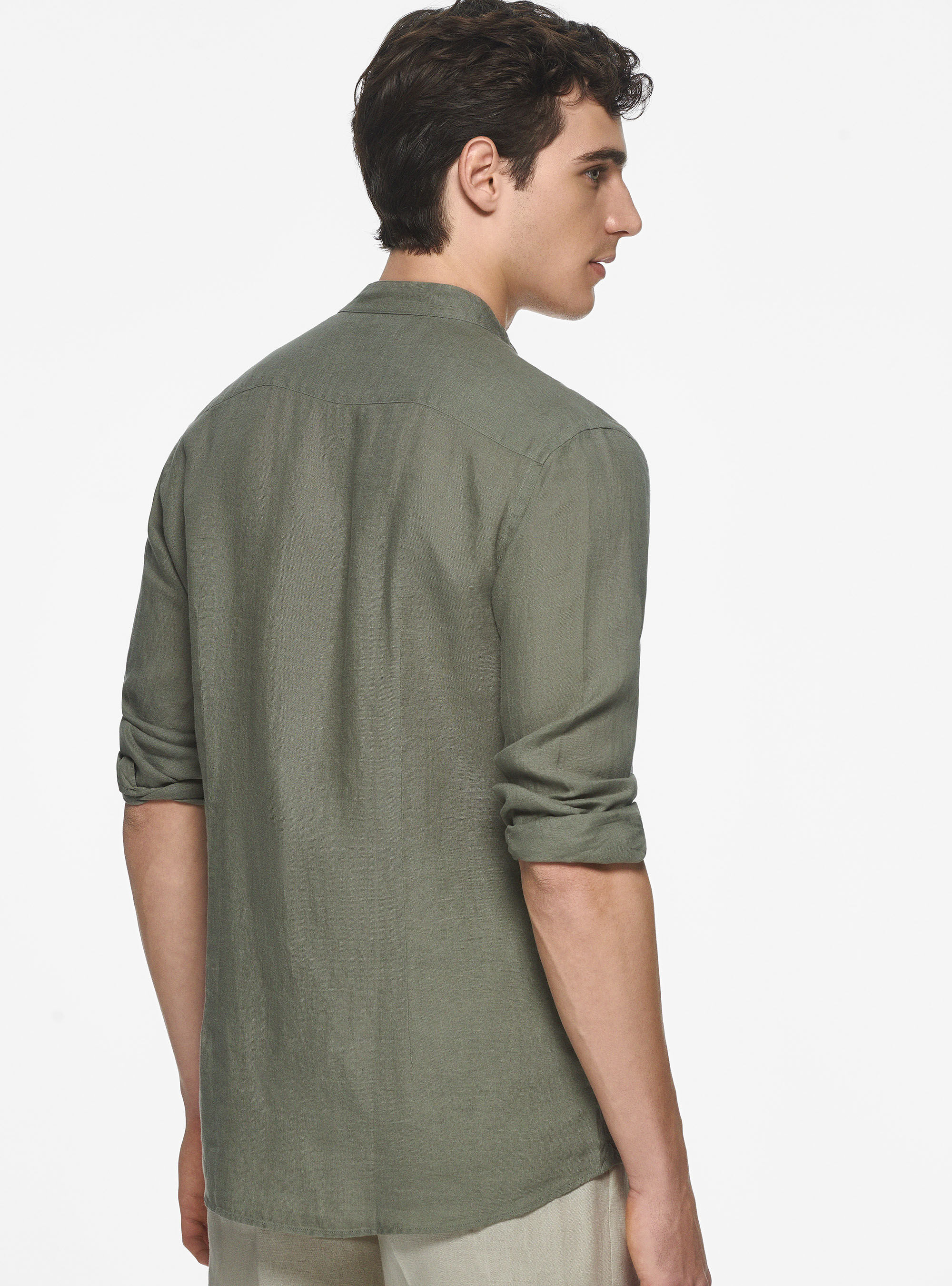 Chemise coreenne en pur lin Gutteridge Homme