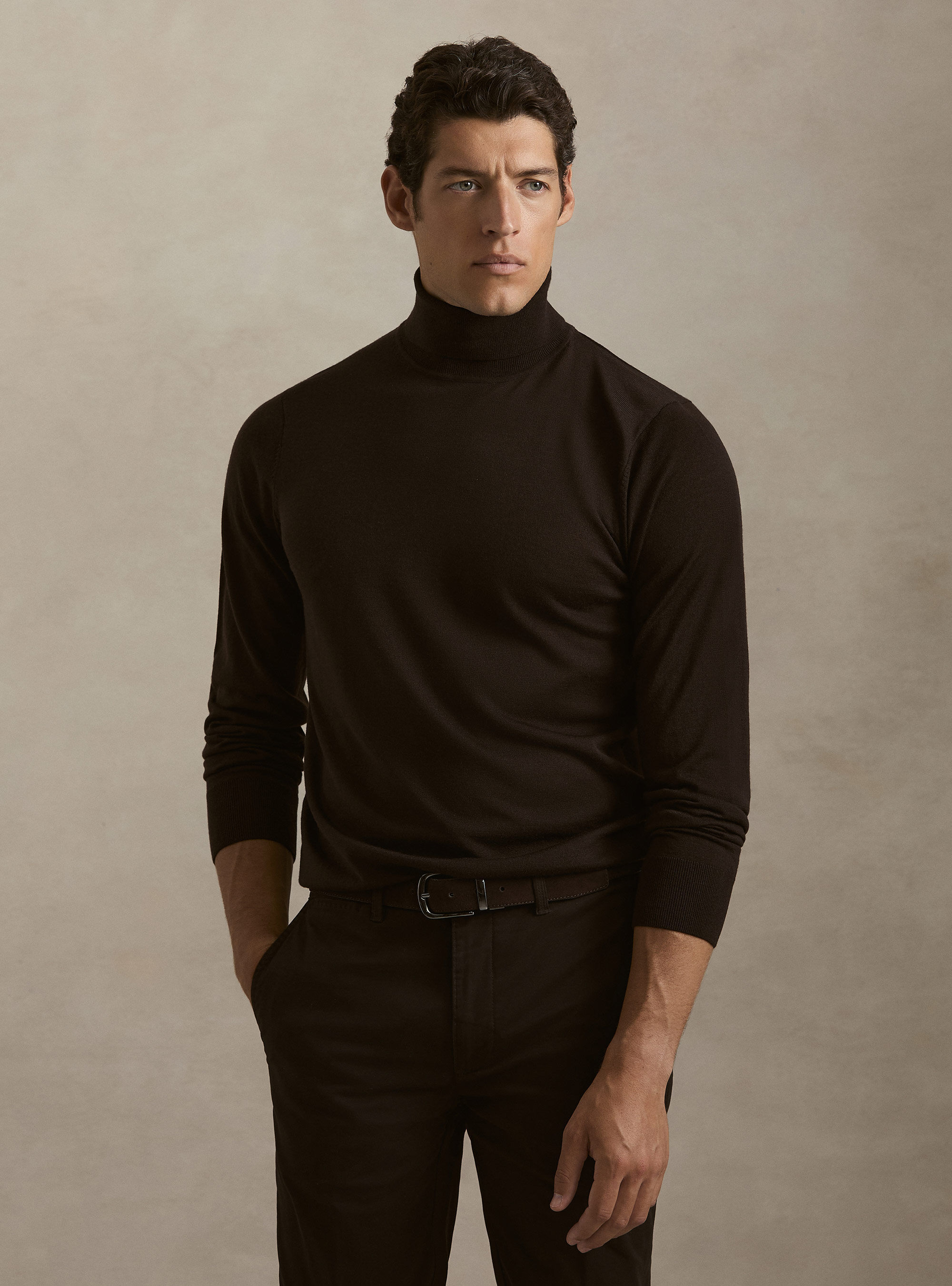 Dolcevita in pura lana merino extrafine, MARRONE