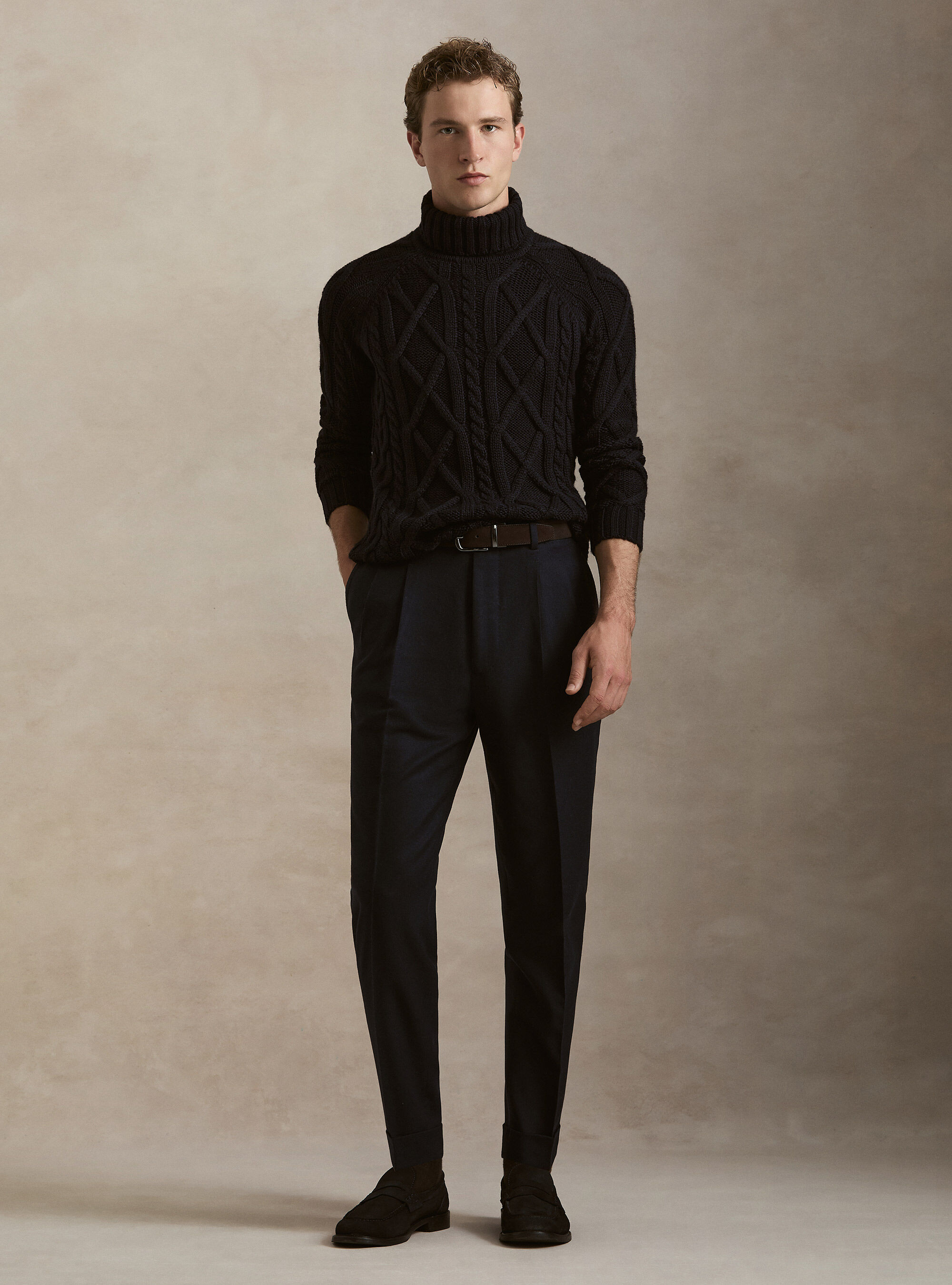 Lightweight wool blend pleated trousers, NAVY