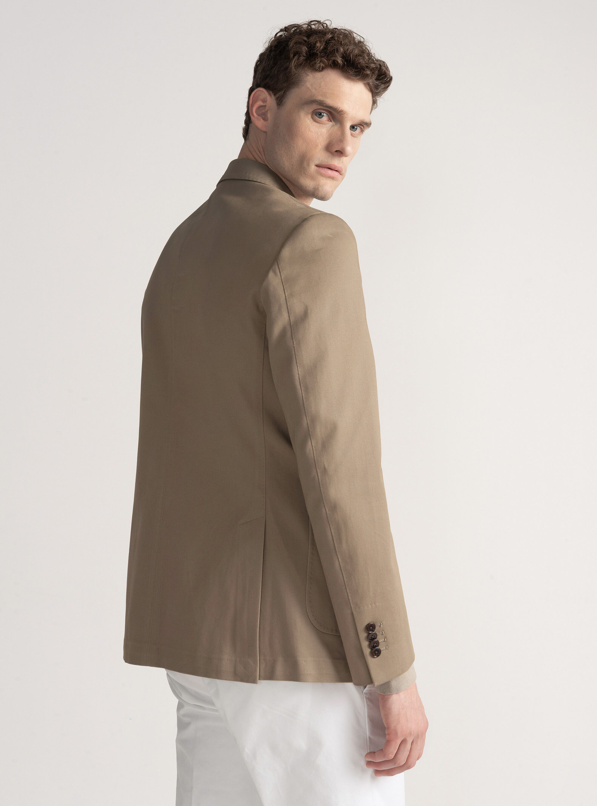 Americana de algod&oacute;n esmerilado, BARRO