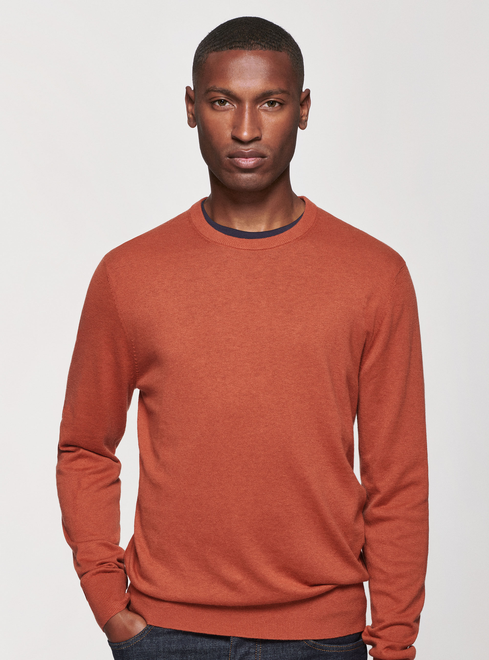 Round neck sweater in cotton silk and cashmere