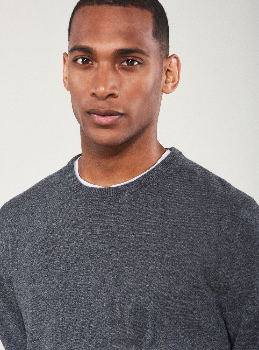 100% cashmere round neck sweater, GREY