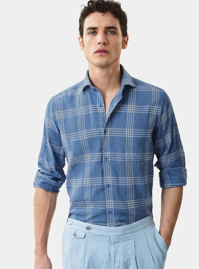Camicia Gutteridge collo francese semiaperto in lino e cotone a quadri product