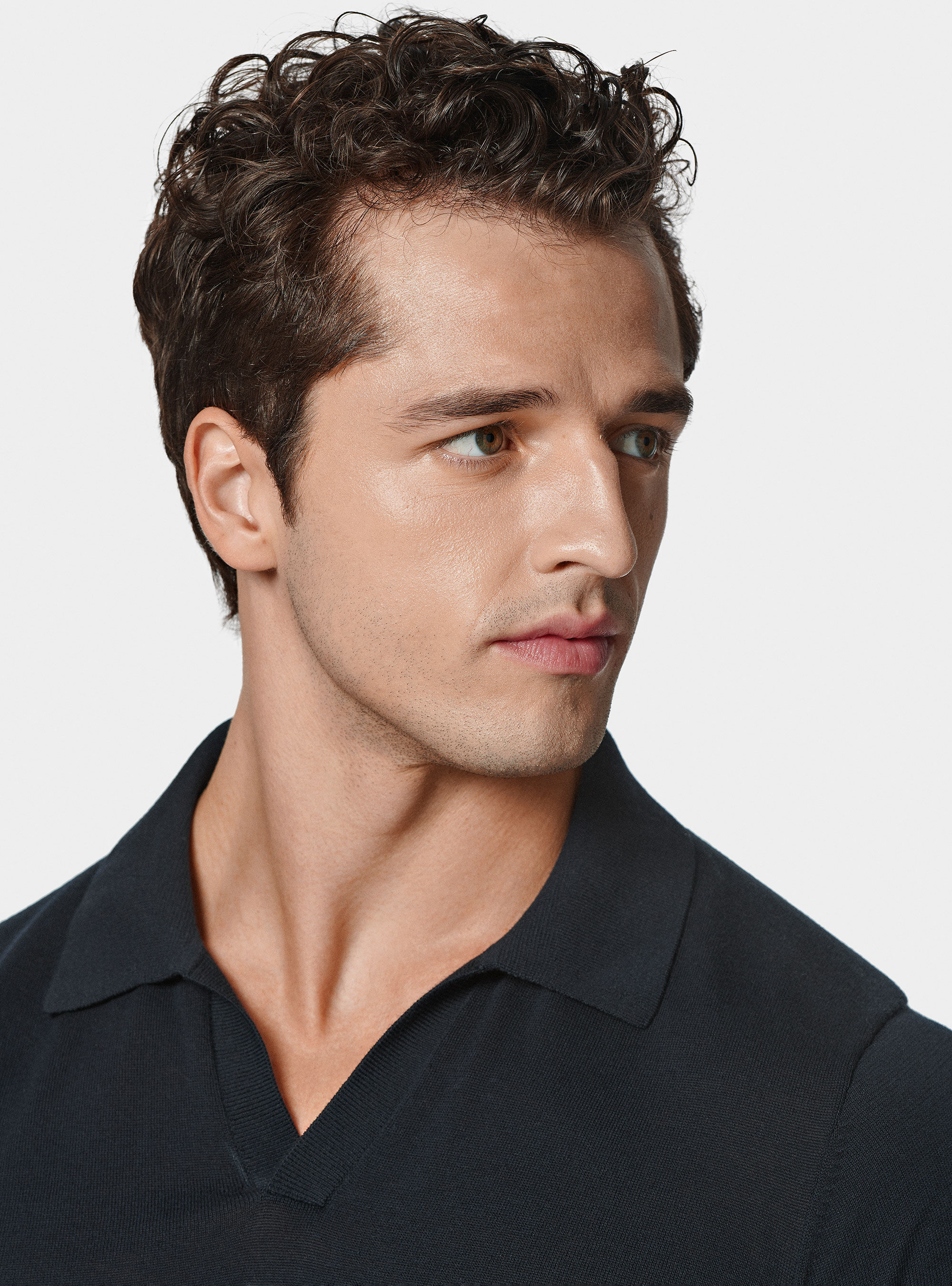 Polo tricot&eacute; sans boutons en coton extra-fin, BLEU MARINE