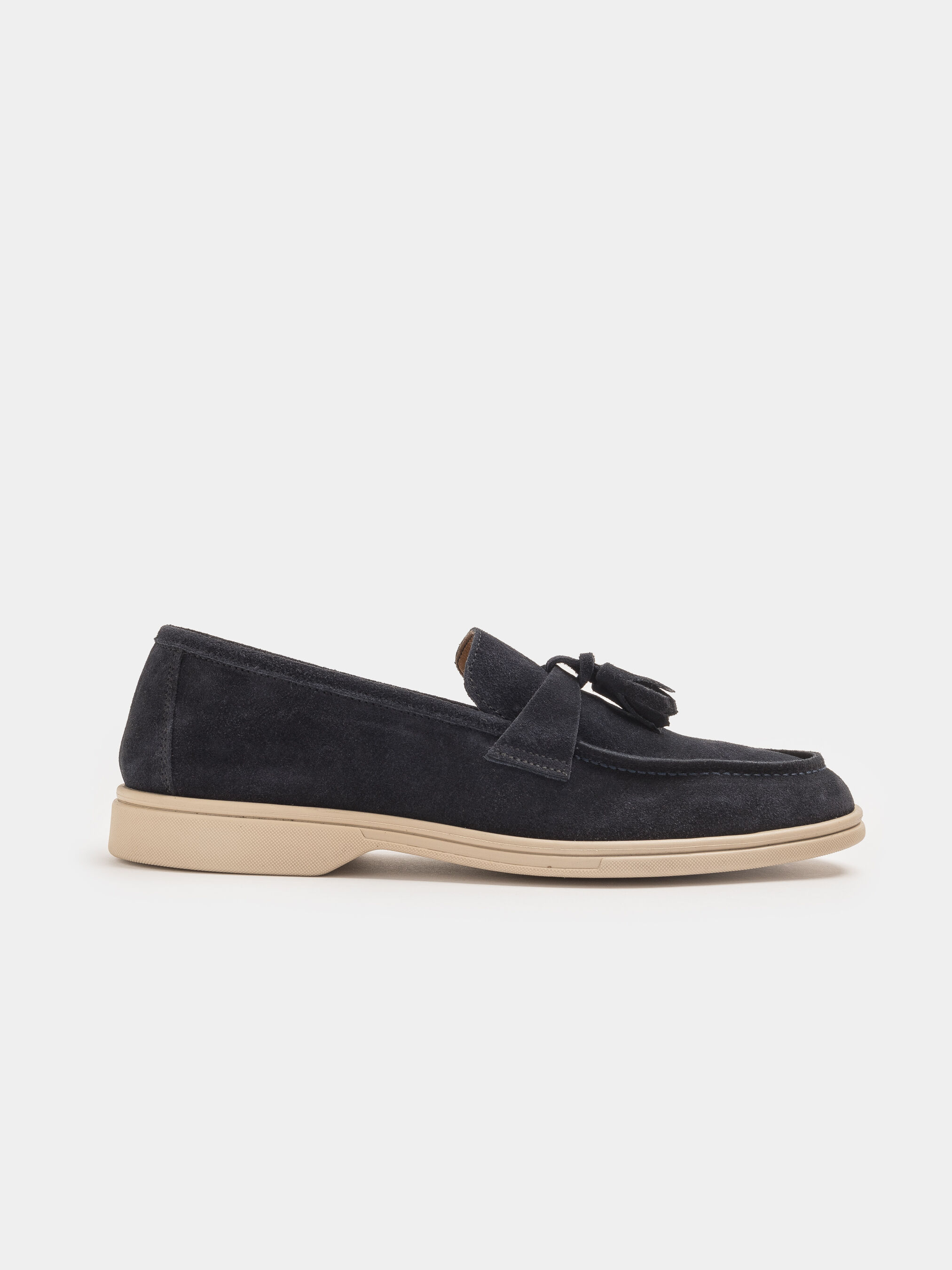 Mocassini in pelle scamosciata con nappine | Gutteridge | Scarpe Classic  Uomo