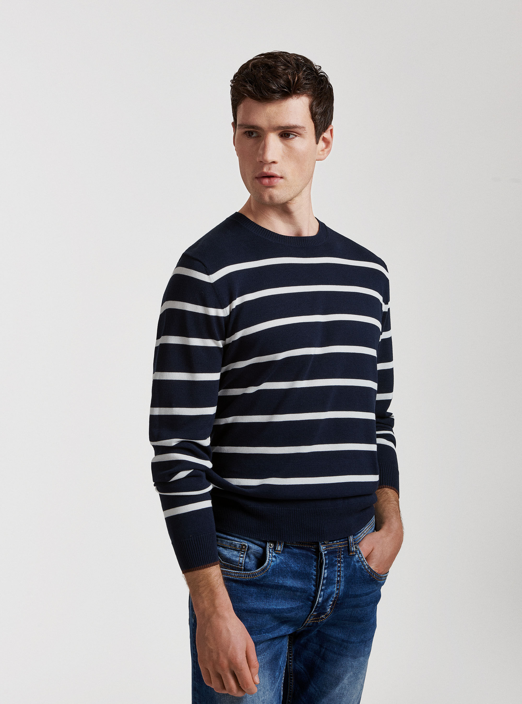 Stripes pullover sale