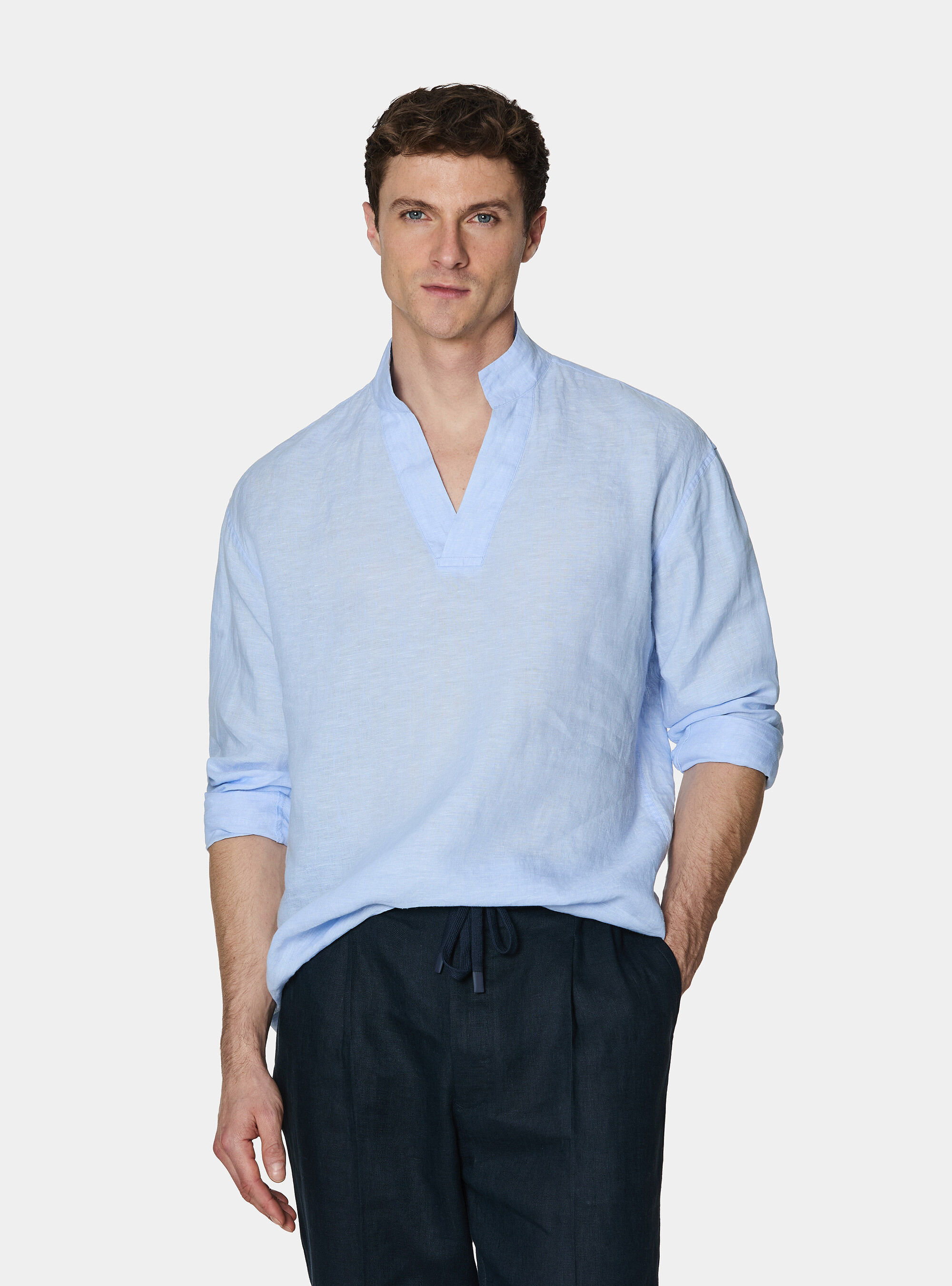 Pure linen shirt with wing collar