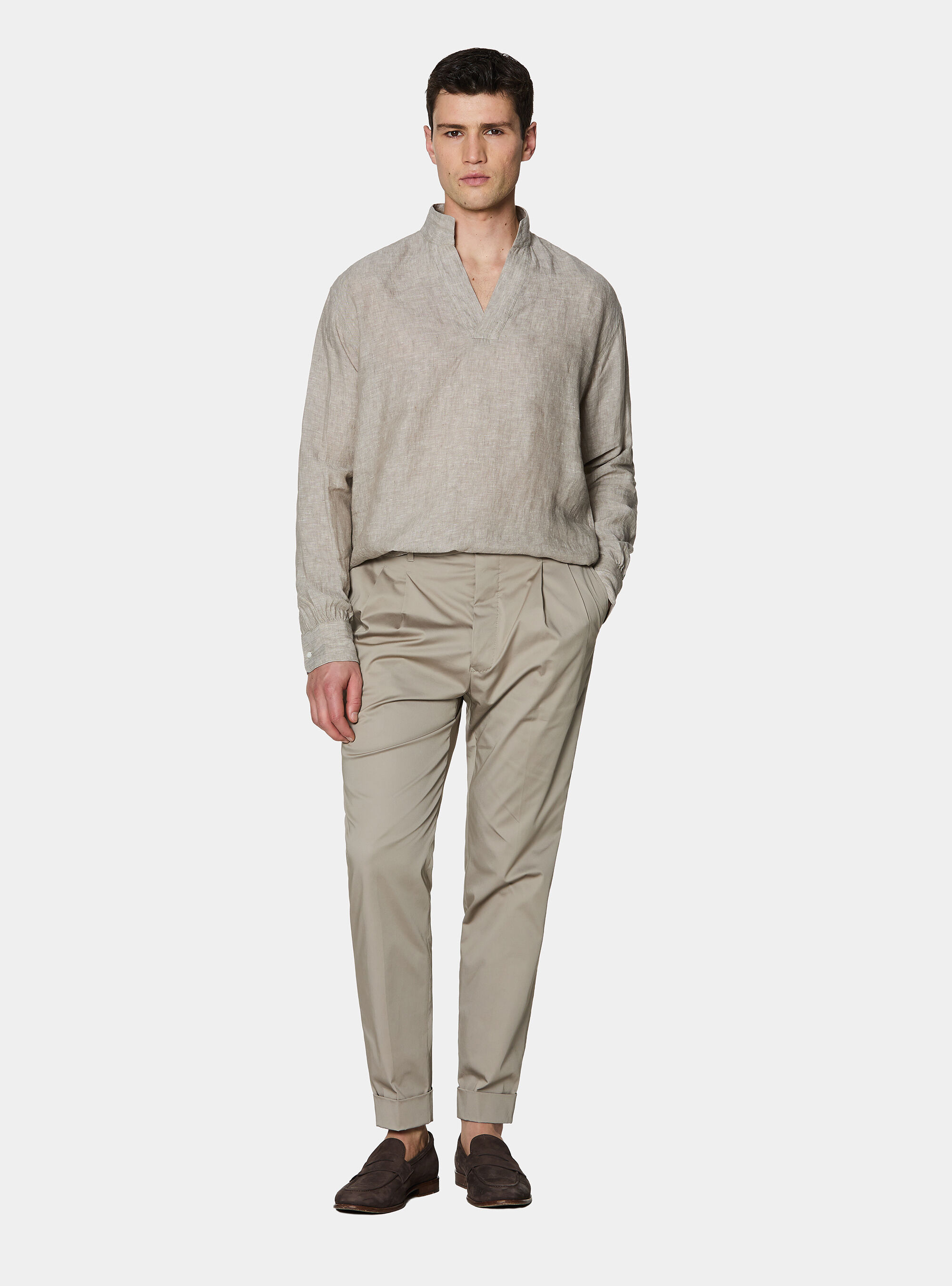 Pure linen shirt with wing collar