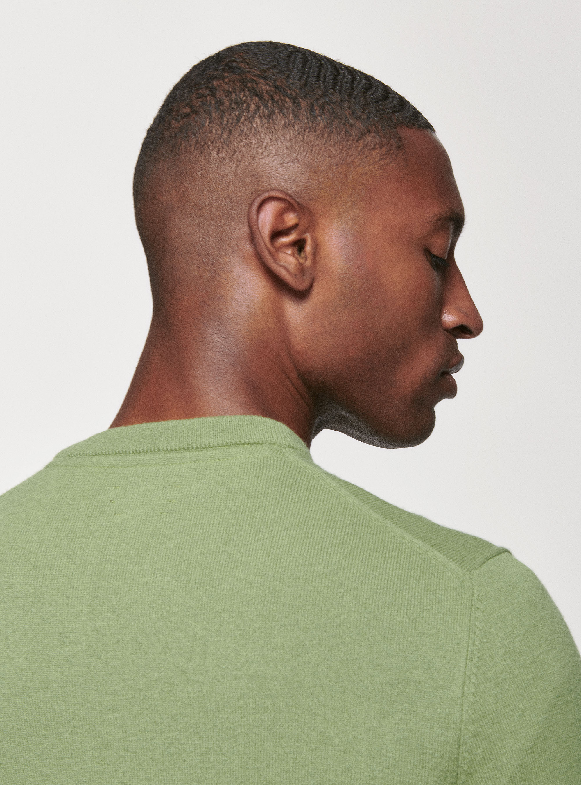 Maglia girocollo in lana lambswool e cashmere, OLIVA