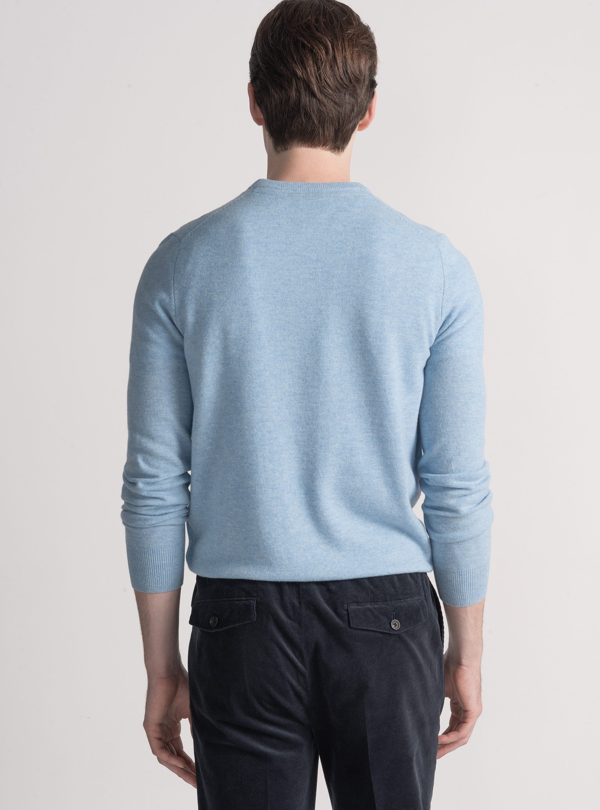 Trikot mit Rundhalsausschnitt aus Lambswool und Kaschmir, AZZURRO POLVERE 0283C