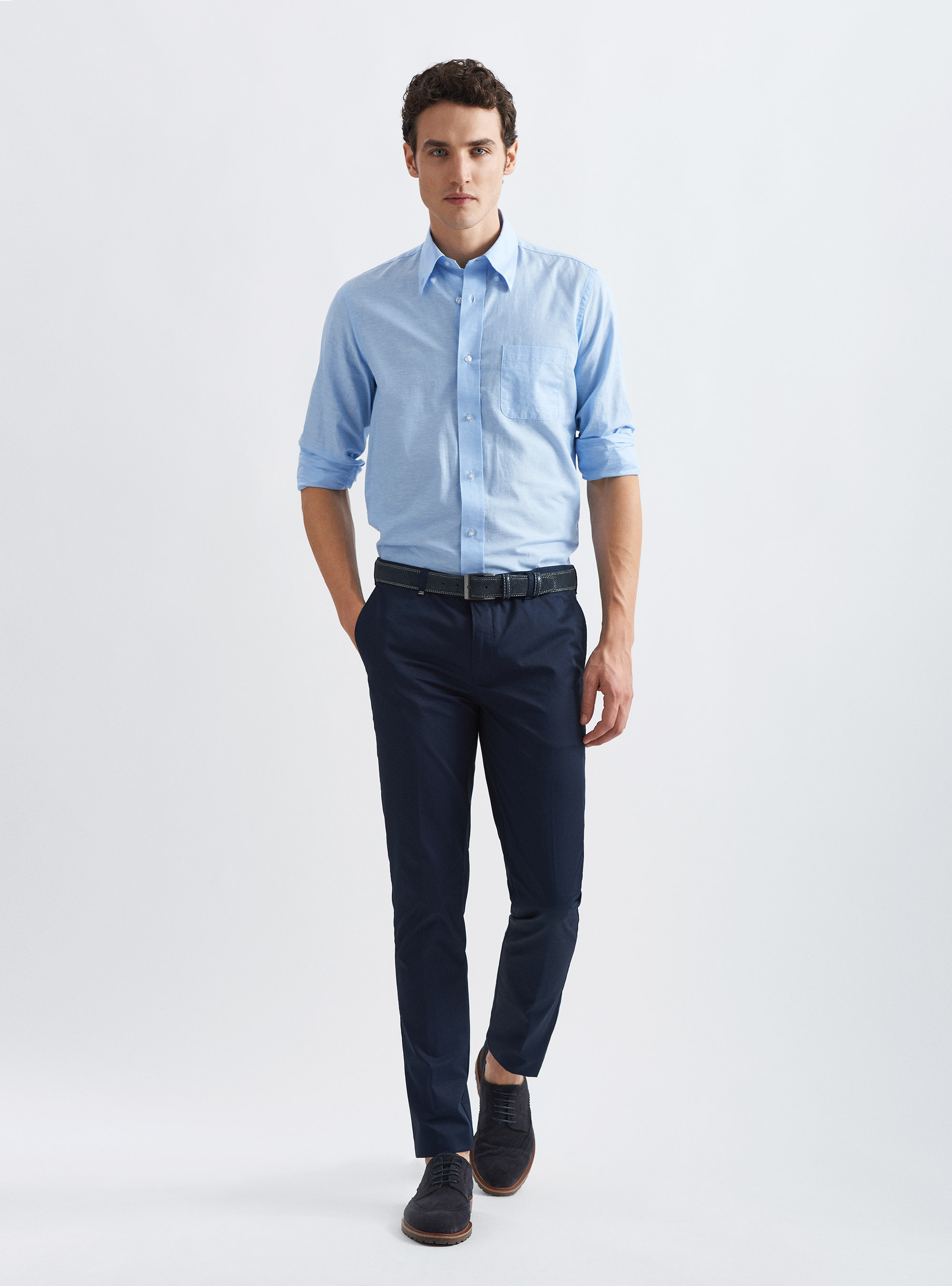 Camicia comfort collo button down in cotone e lino, AZZURRO