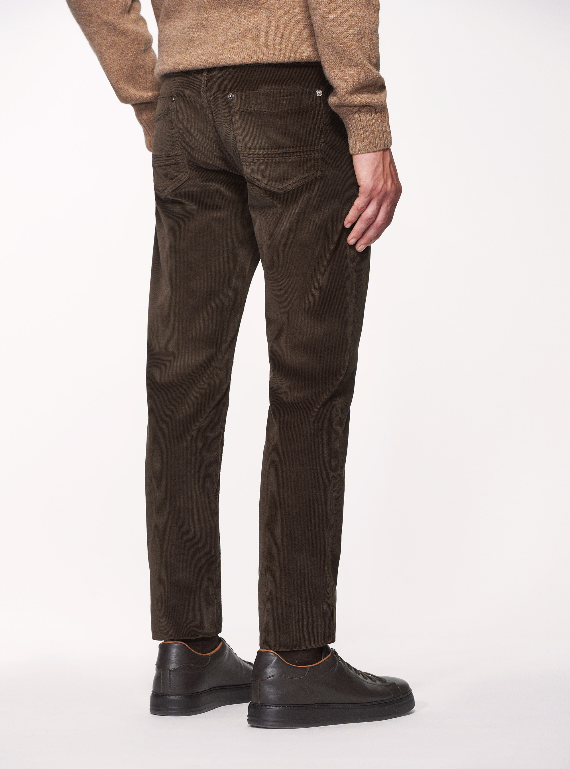 Gutteridge Uomo Abbigliamento Pantaloni e jeans Pantaloni Pantaloni stretch Pantaloni cinque tasche in velluto di cotone stretch 