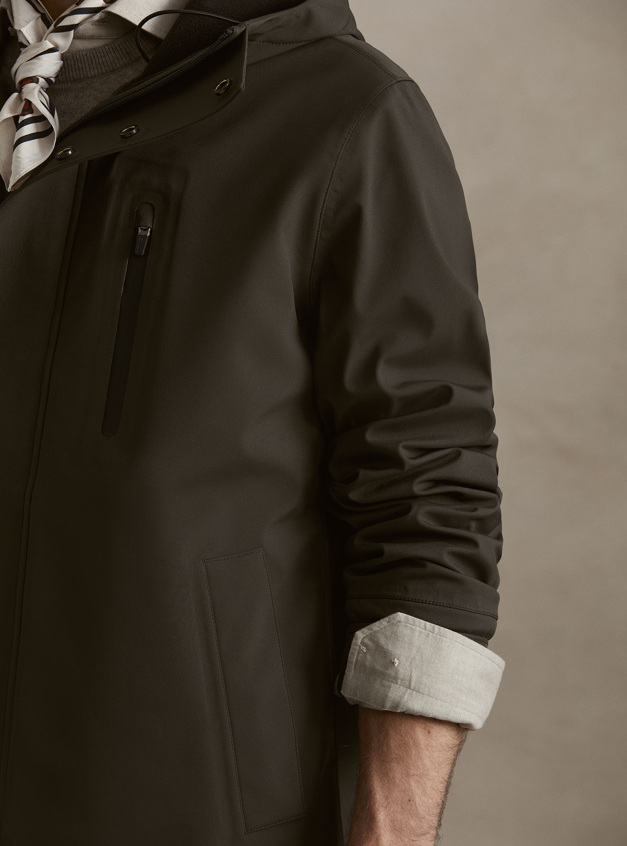Long technical jacket with a hood, GREEN