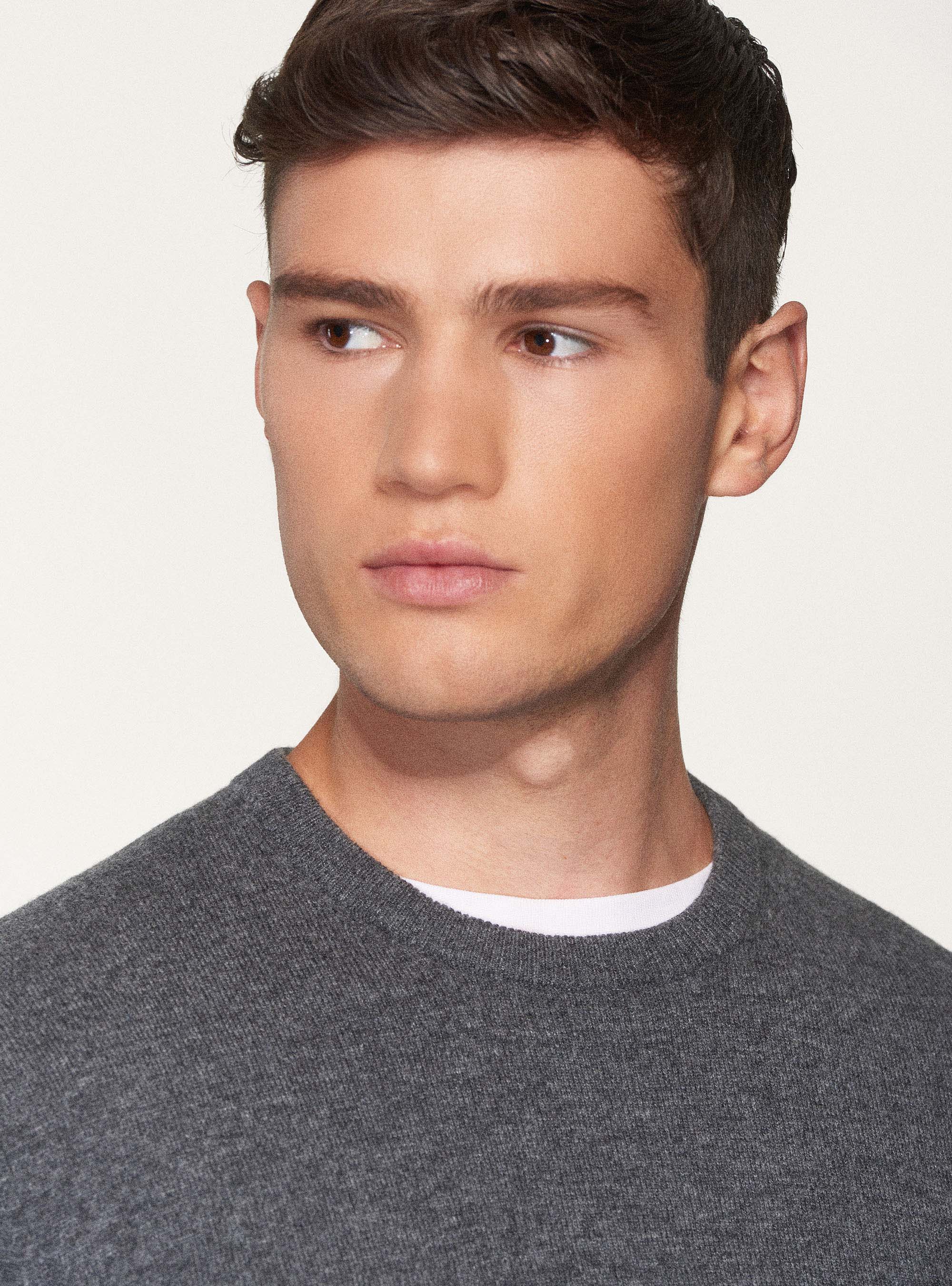 Jersey de lana de cordero y cachemira con cuello redondo, GRIS MARENGO