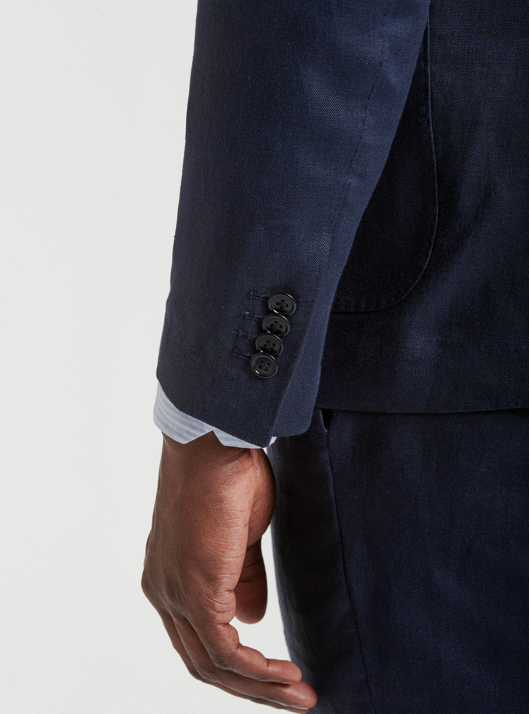 Linen double-breasted blazer