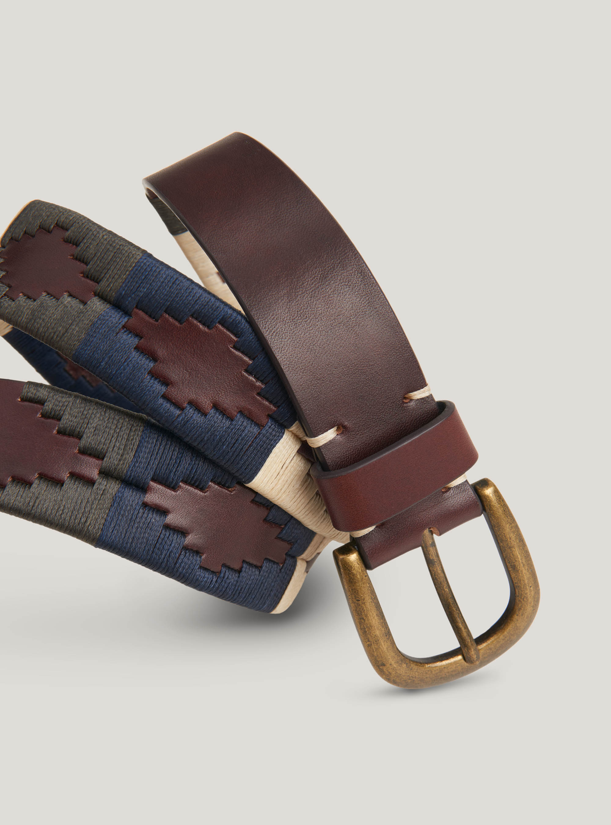 Cintura in pelle con motivo tribale, MARRONE