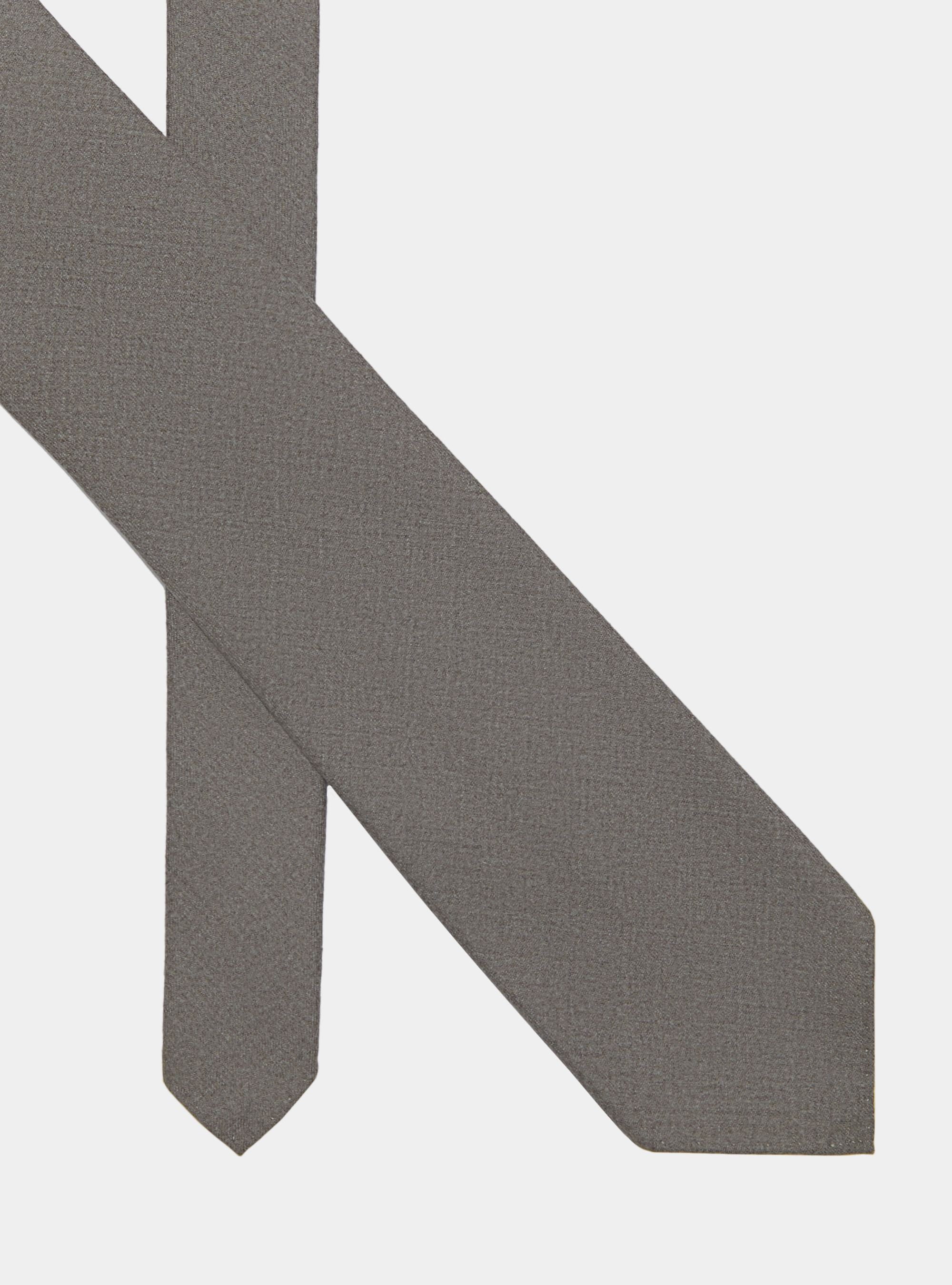 Corbata de franela de lana, ARENA