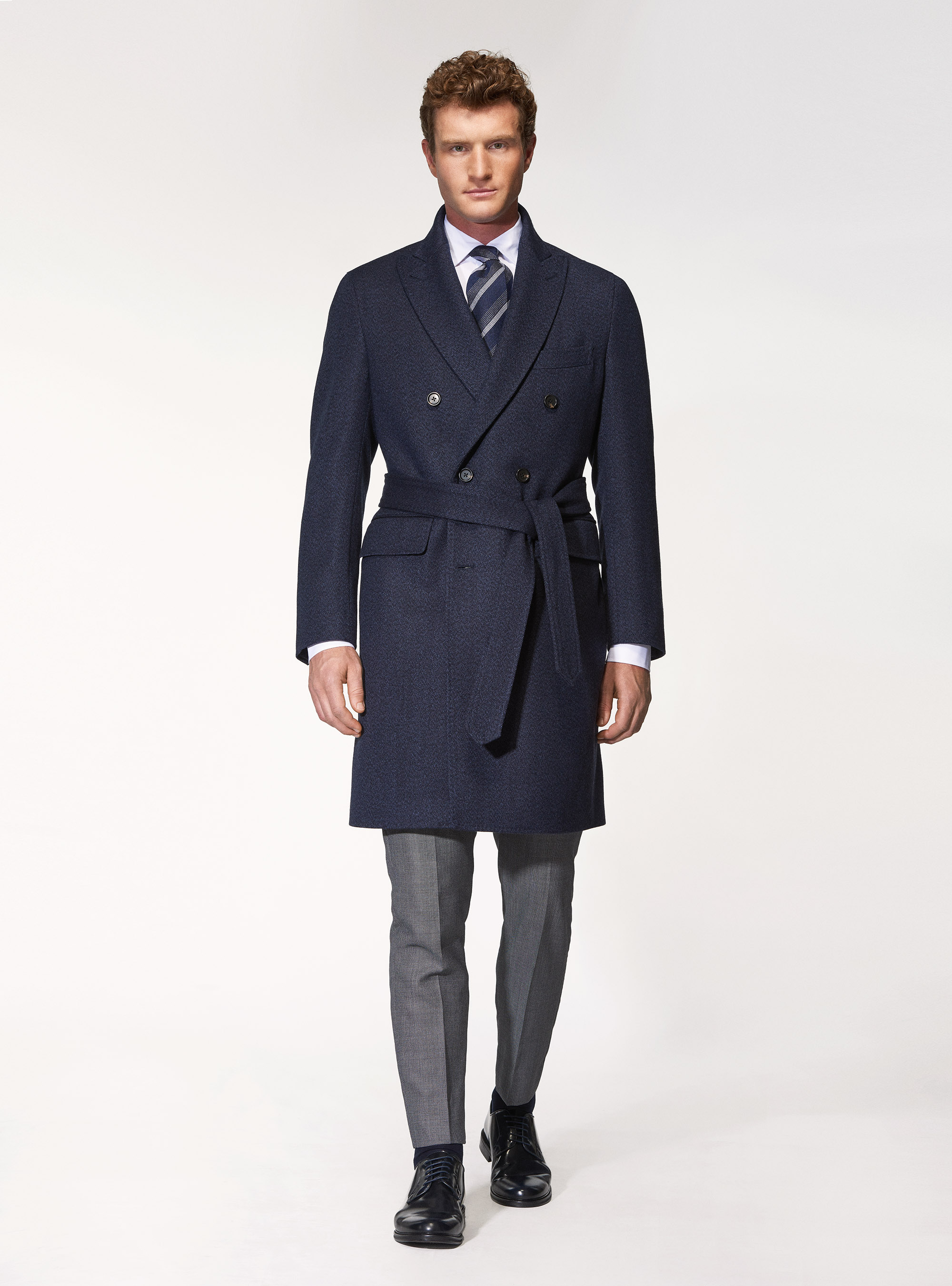 Double breasted wool coat with belt