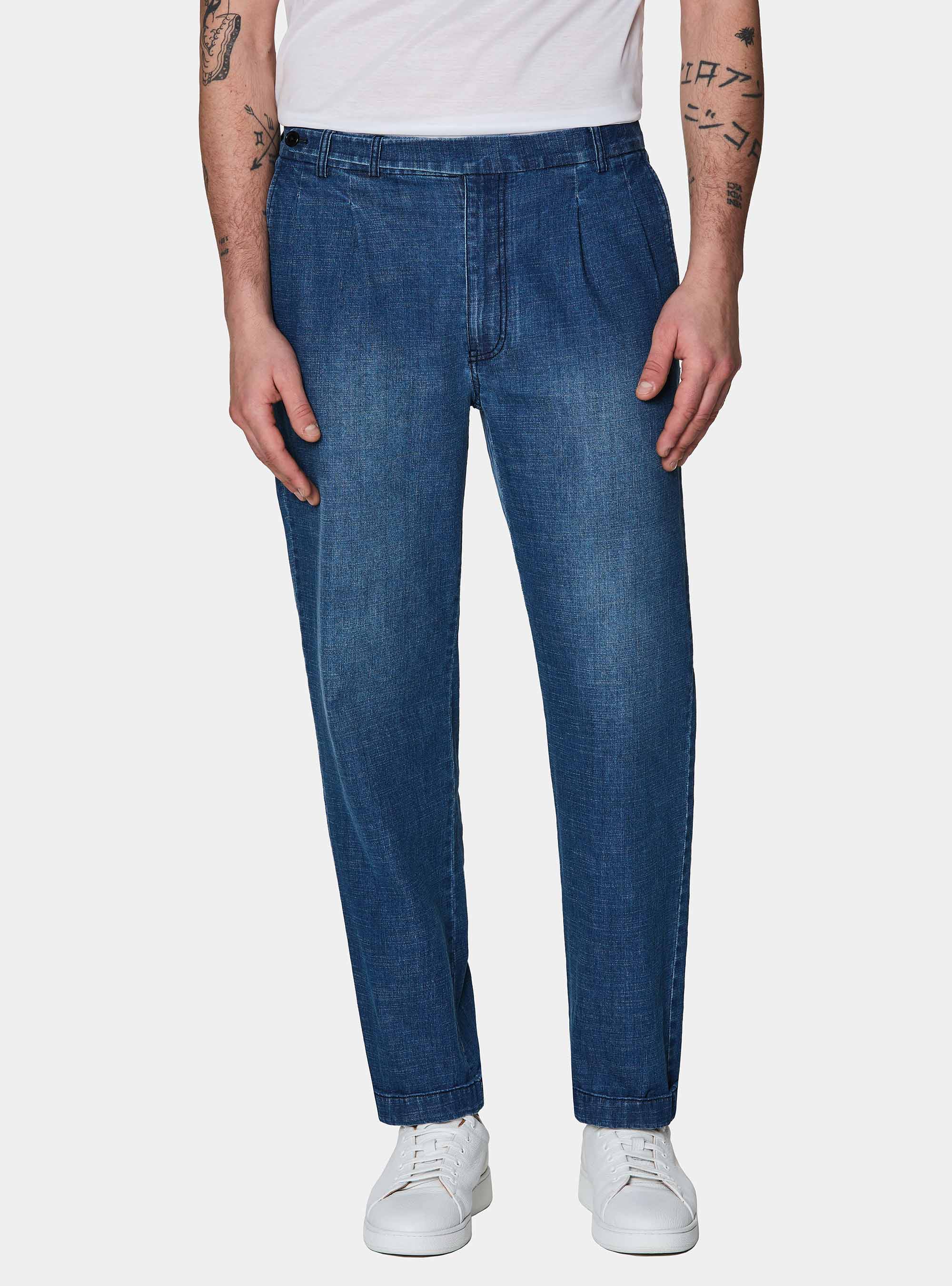 Pantaloni loose fit con pince in cotone chambray, BLU