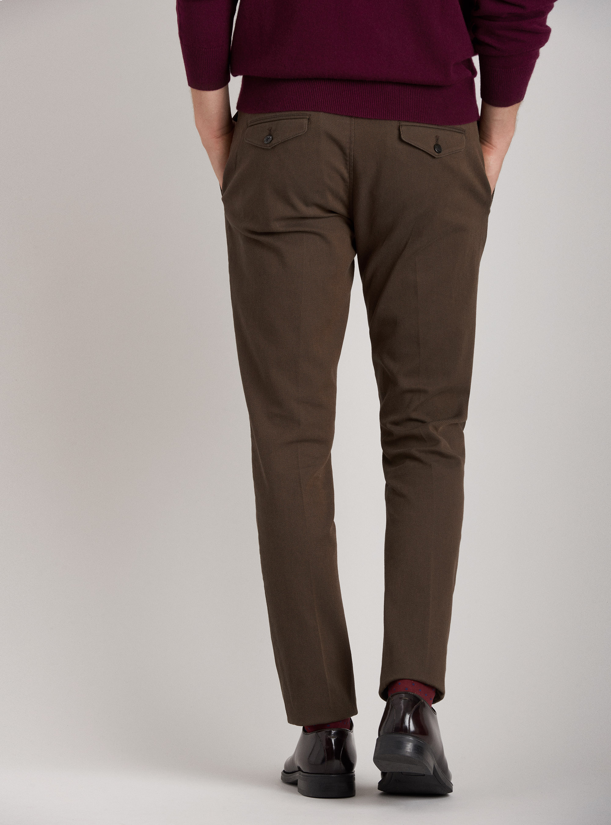 Pantaloni chino slim fit in cotone stretch, MARRONE SCURO