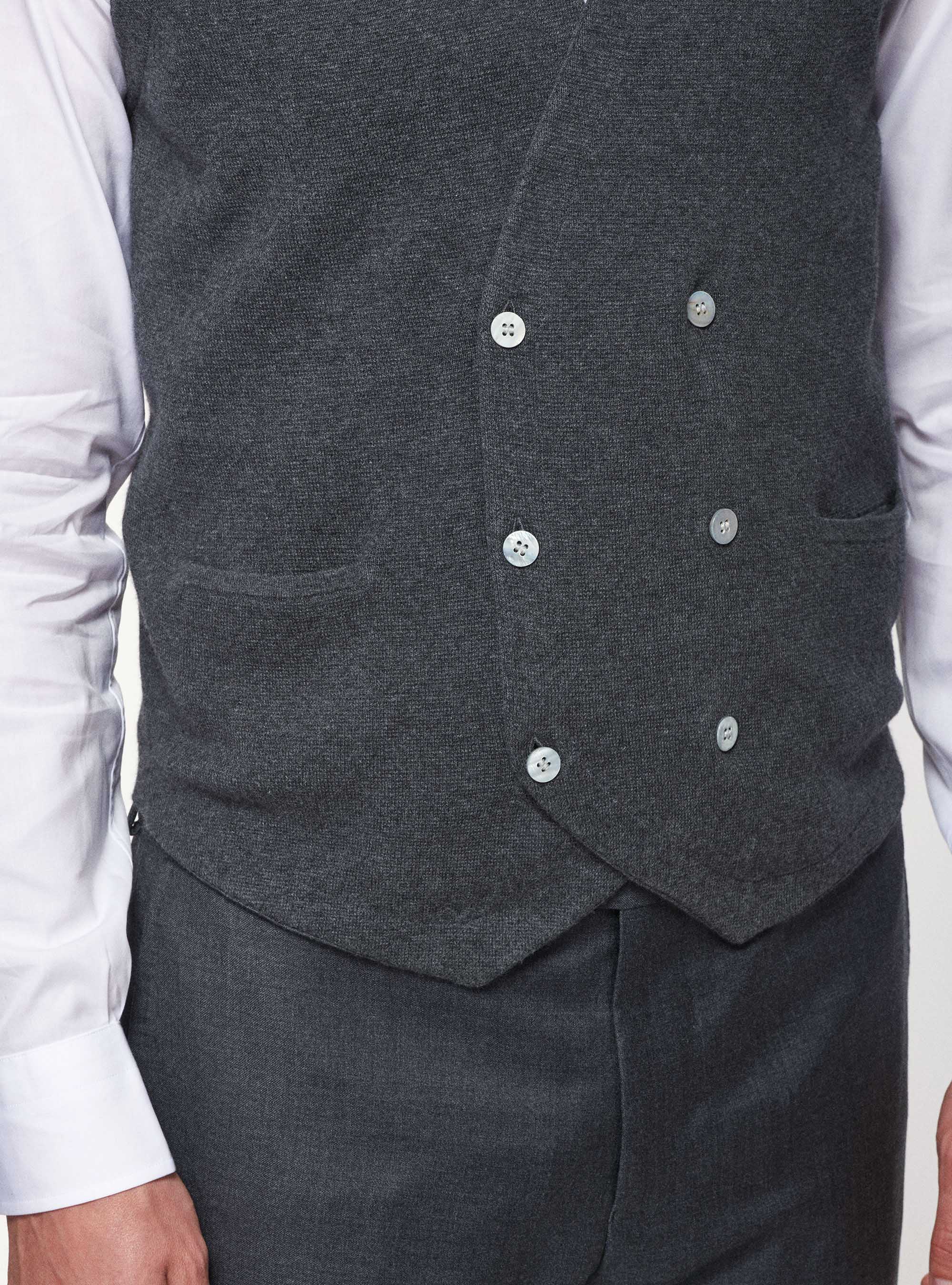 Gilet in maglia doppiopetto in cotone seta e cashmere, ASFALTO