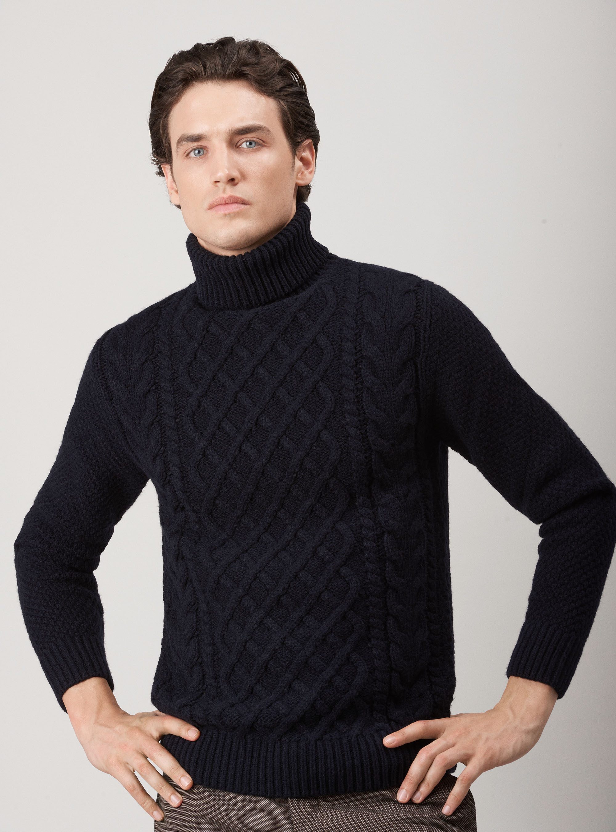 High neck sweater with interlaced stitch