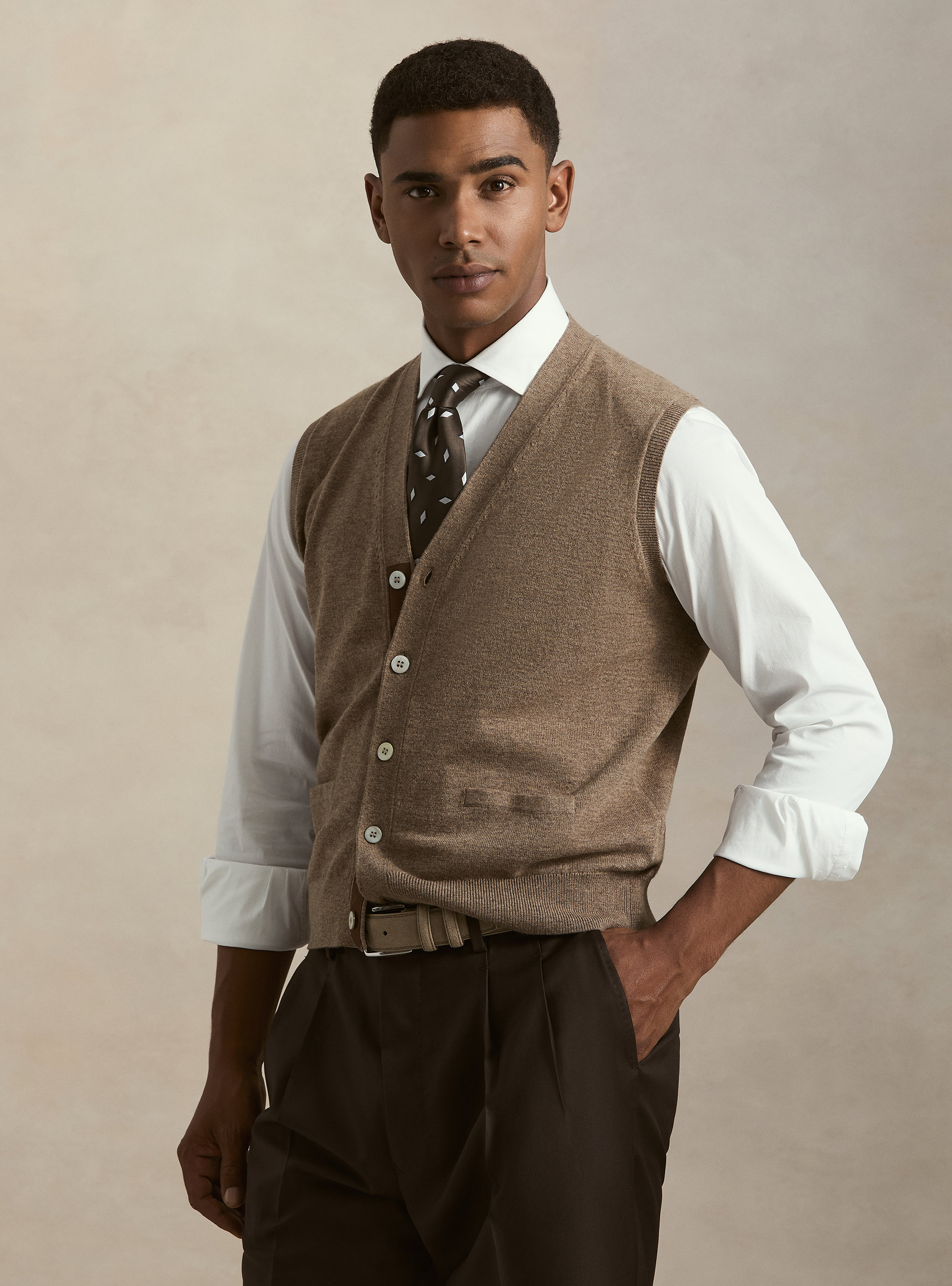 Knitted wool-blend buttoned vest, MUD