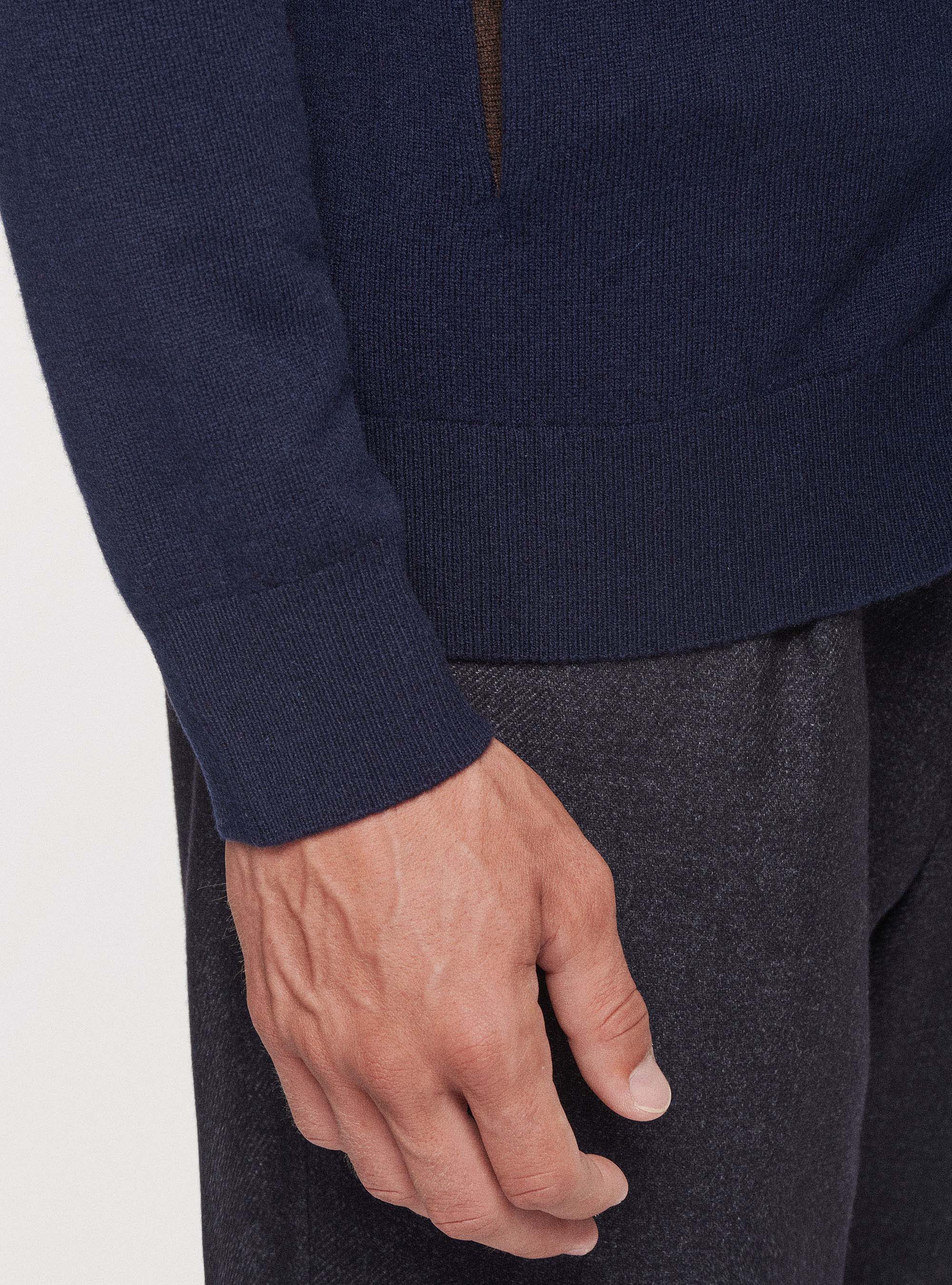 Knitted cardigan in lambswool and cashmere, NAVY BLUE