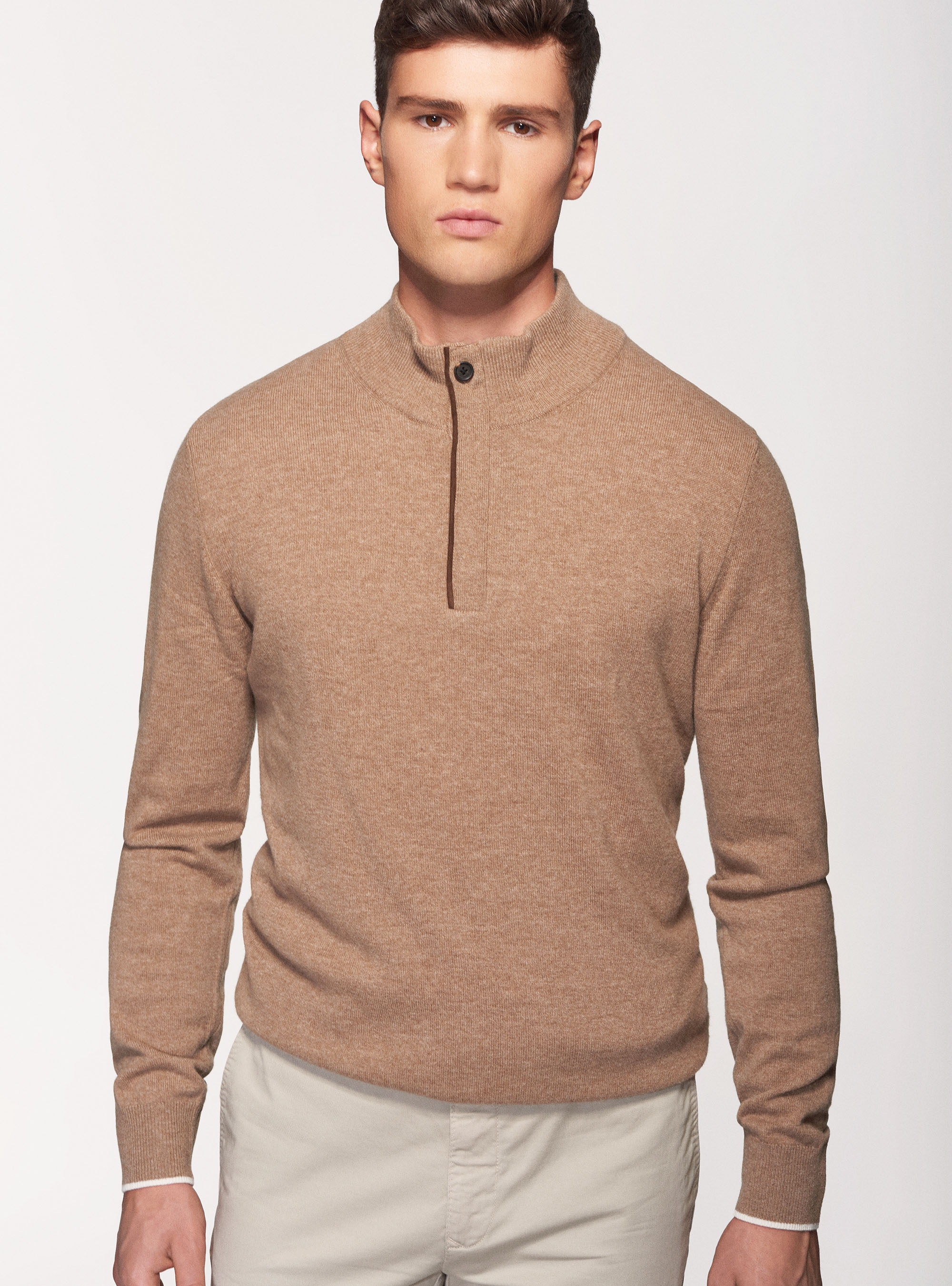 Maglia collo alto in lana lambswool e cashmere con mezza zip, ECRU