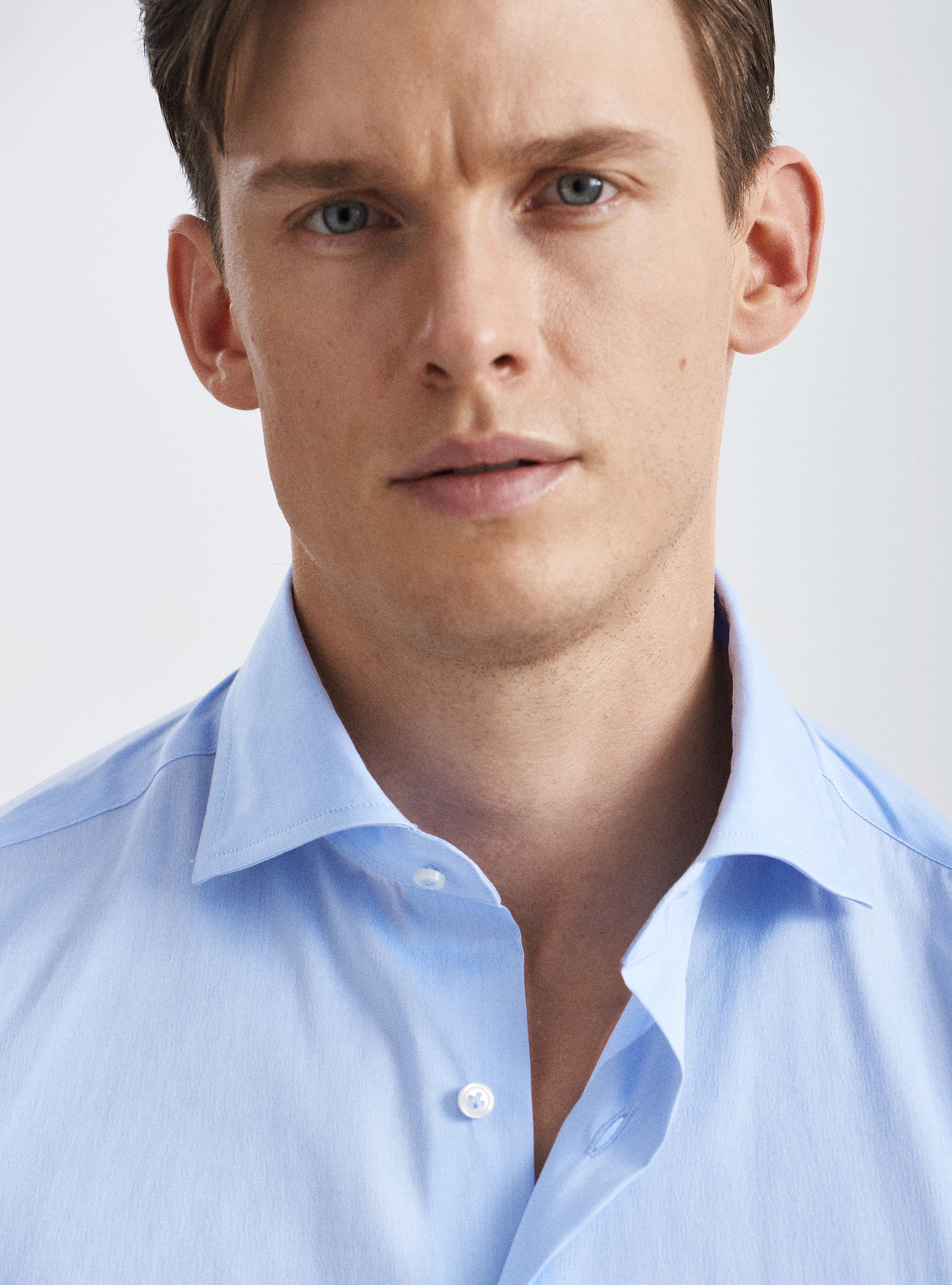 Camicia slim fit in popeline stretch, AZZURRO