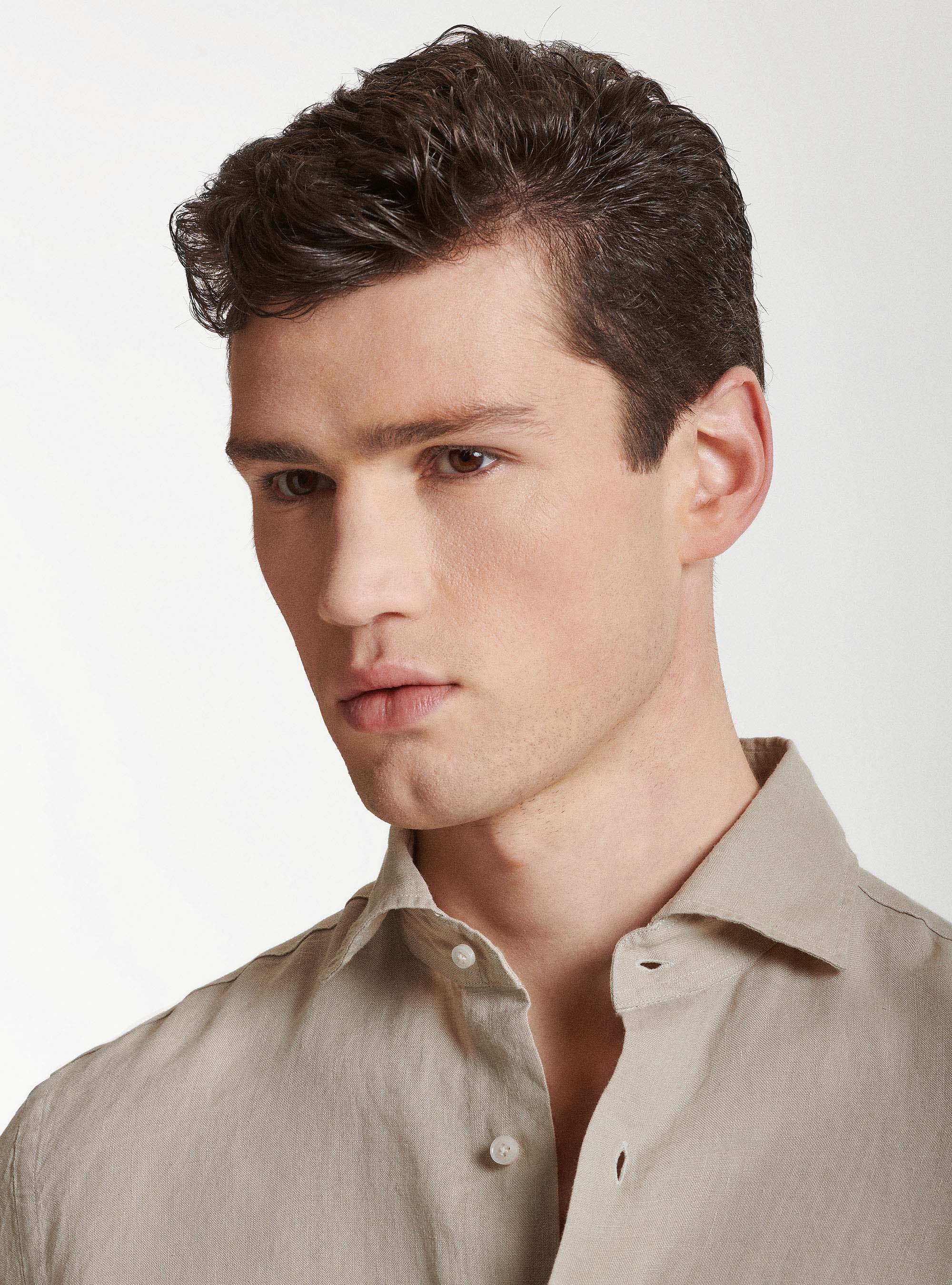 Hemd mit halb-franz&ouml;sischem Kragen aus reinem Leinen, SABBIA 0561C