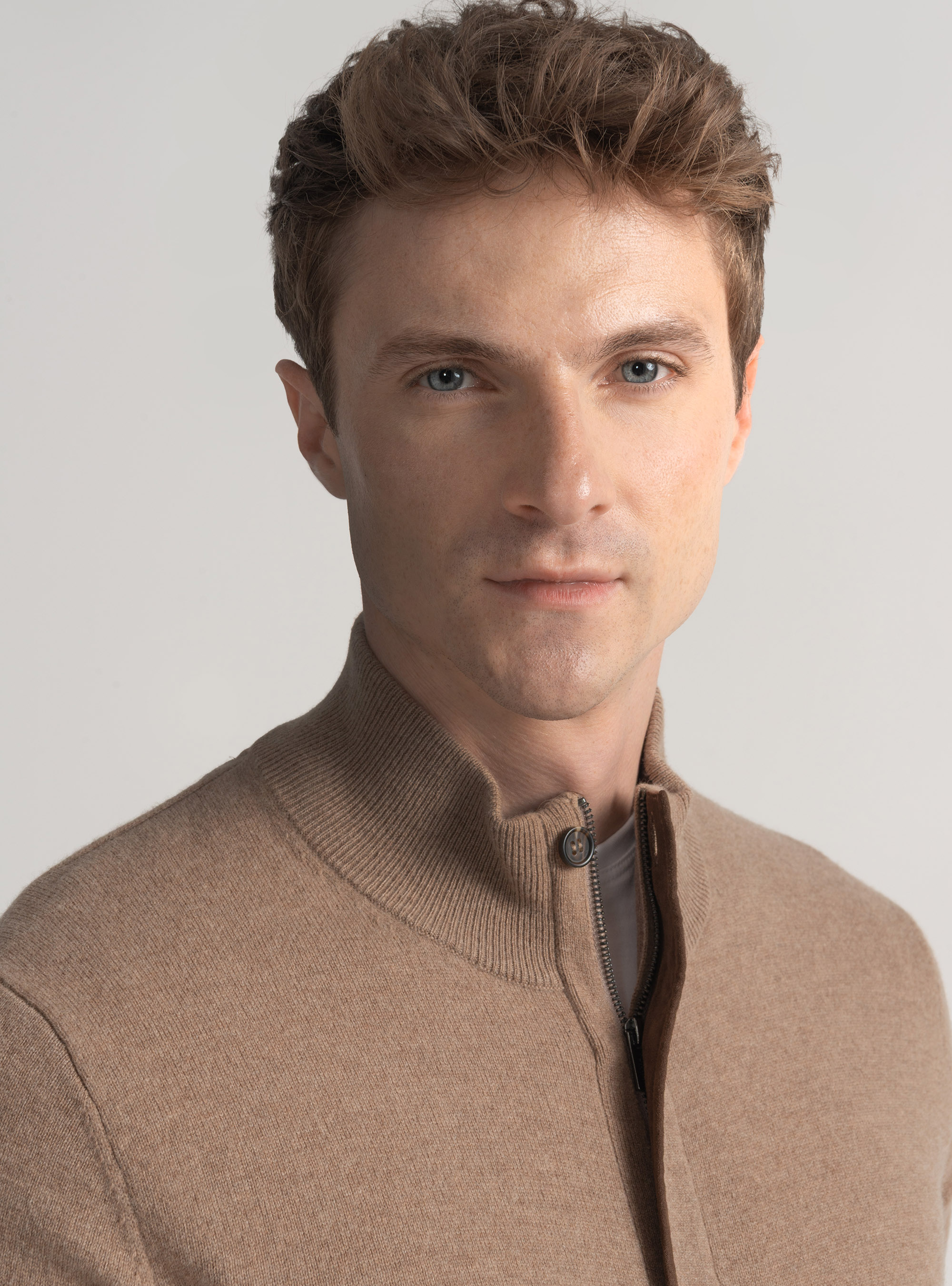 Cardigan in maglia con zip in lana lambswool e cashmere, CAMMELLO 0570C