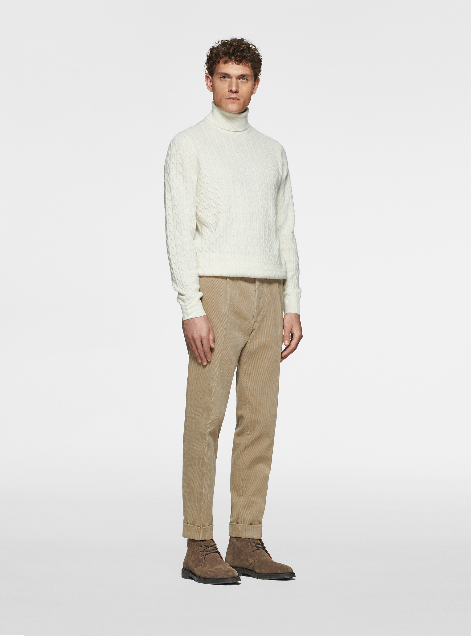 Maglia collo alto in lana cashmere con treccia, BIANCO