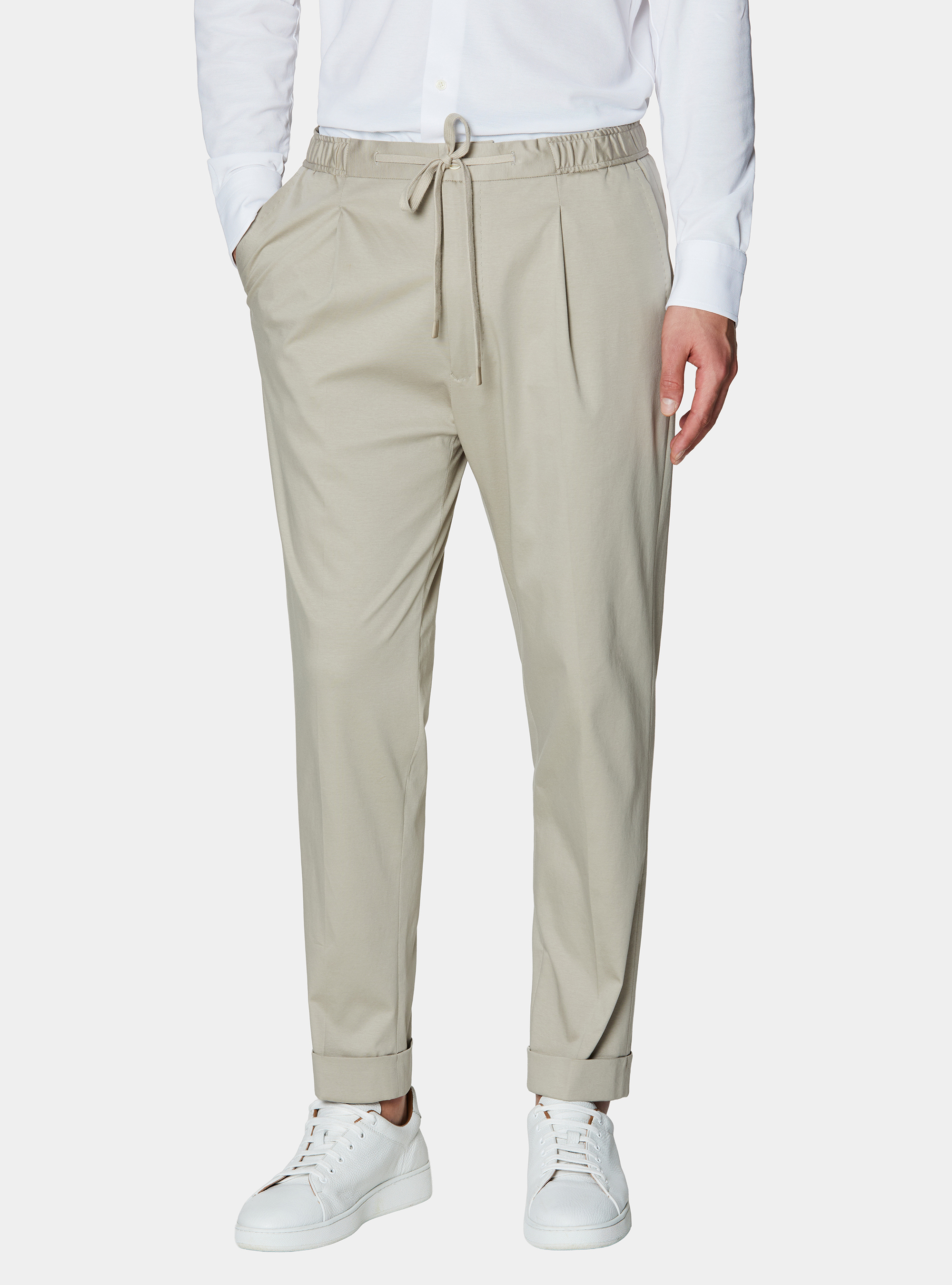 Pantalones con cord&oacute;n ajustable en jersey de algod&oacute;n t&eacute;cnico, CRUDO