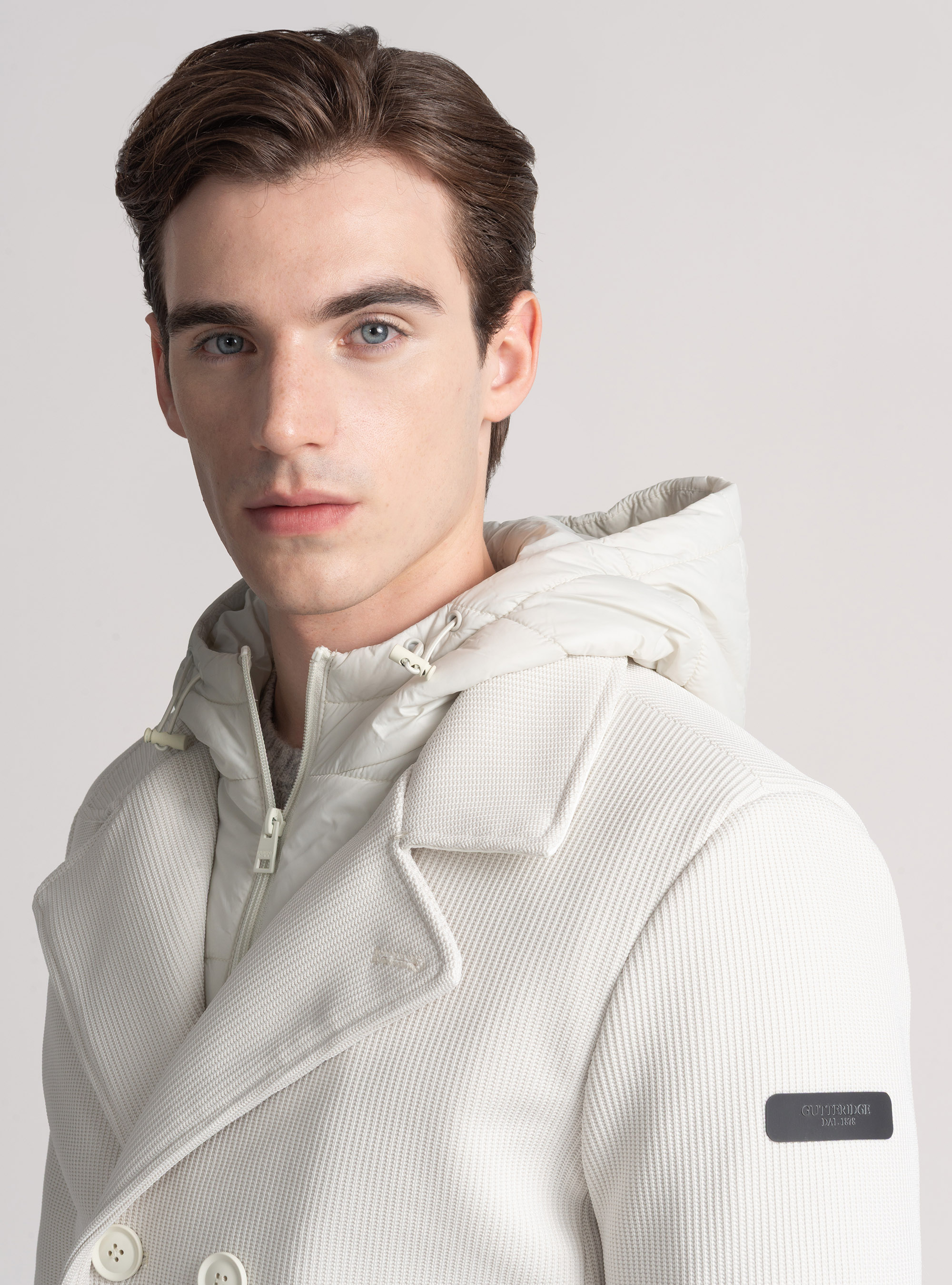 Giubbino tecnico con pettorina e cappuccio reversibile, 0055C OFF WHITE