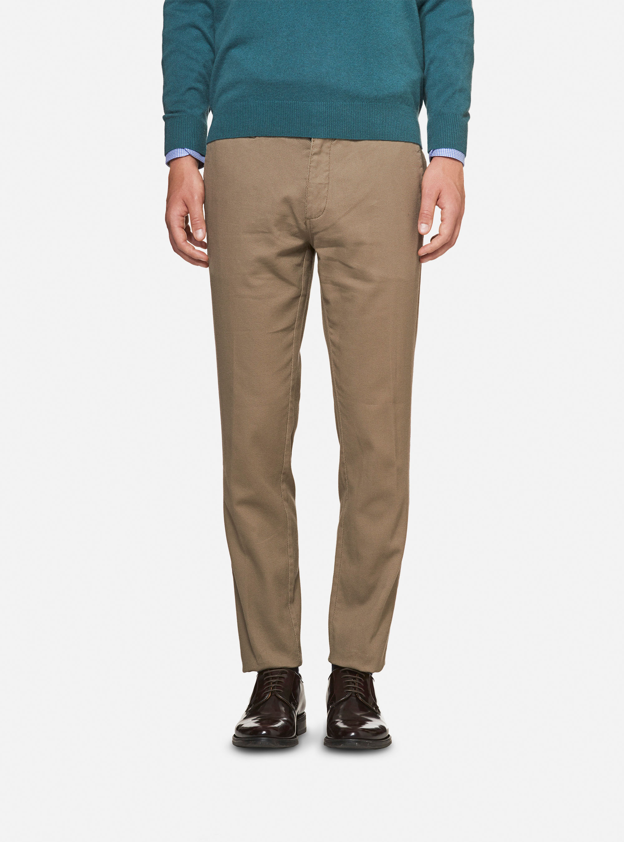 Pantaloni chino slim fit in gabardina armaturata, SABBIA