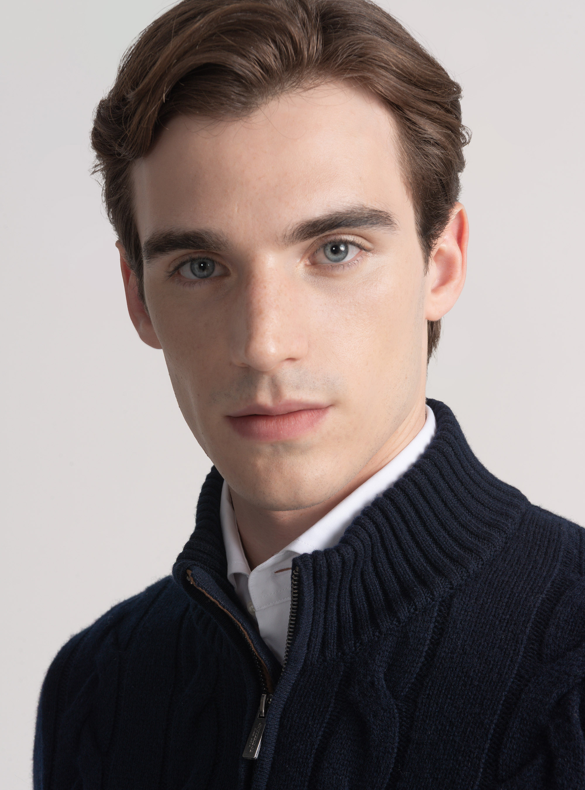 Maglia con zip e treccia in lana cashmere, BLU NAVY