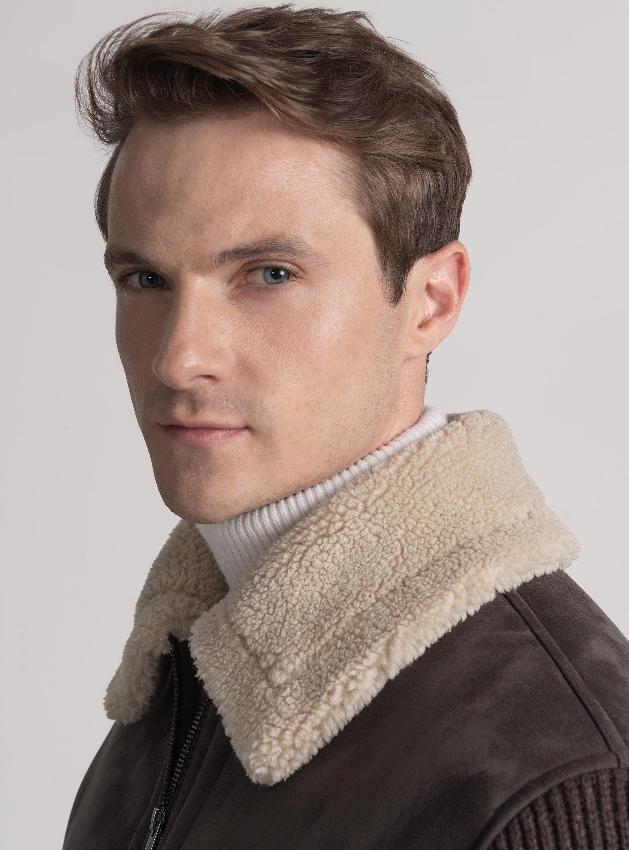 Suede-effect sheepskin with knitted sleeves, BROWN